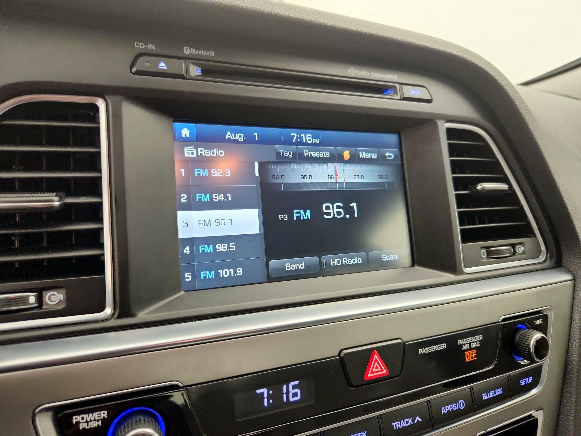 Thumbnail: 2016 Hyundai Sonata - 15