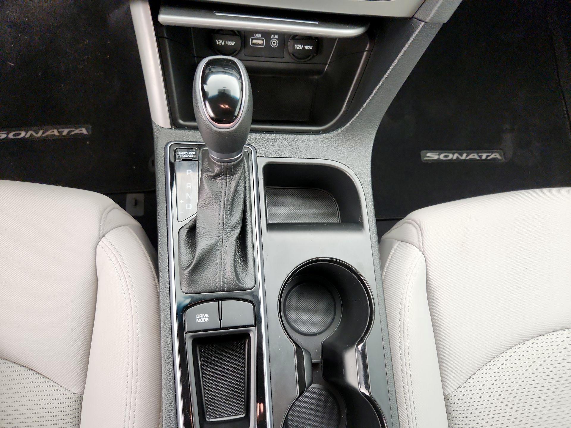 Thumbnail: 2016 Hyundai Sonata - 17