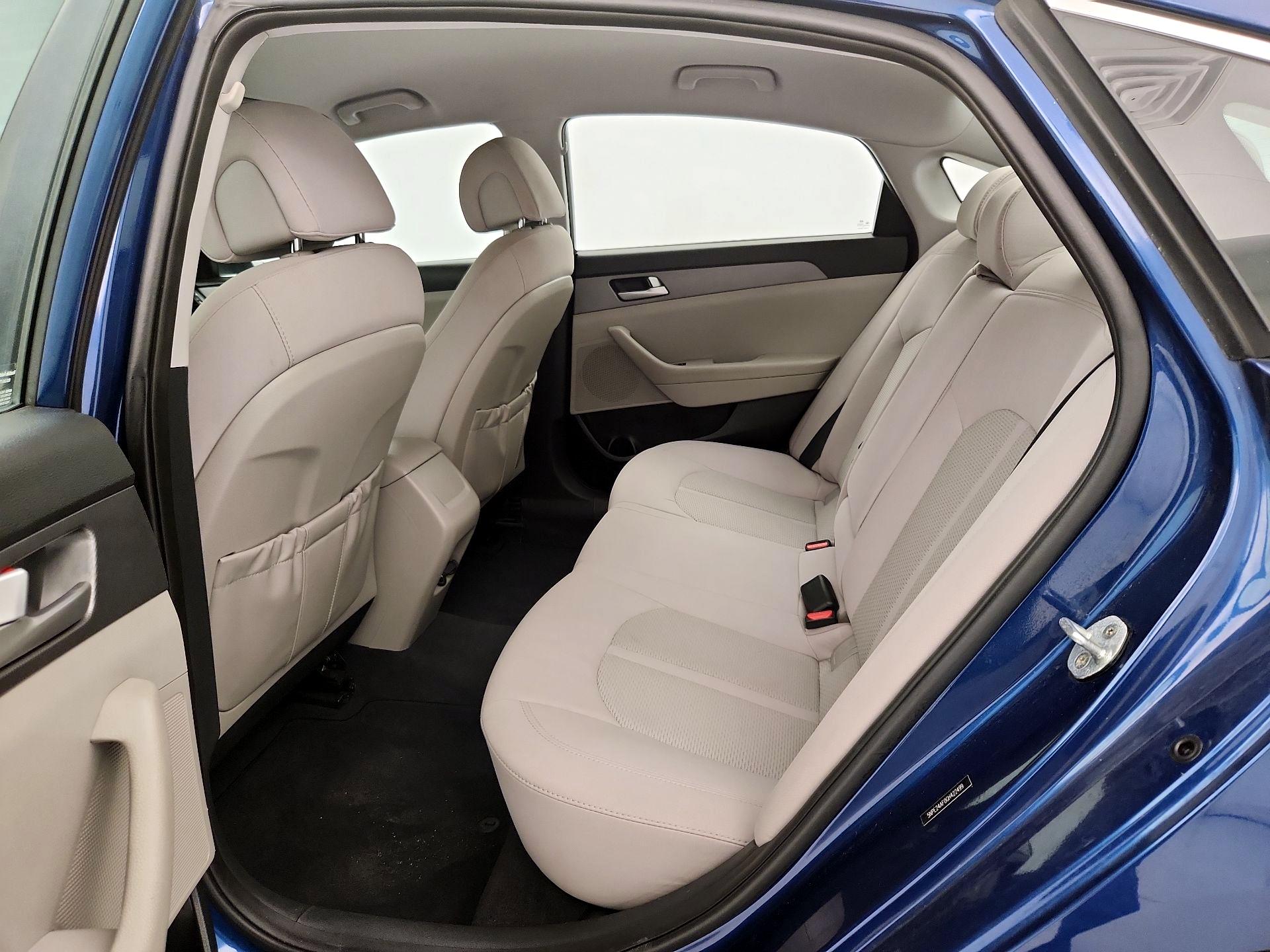 Thumbnail: 2016 Hyundai Sonata - 19