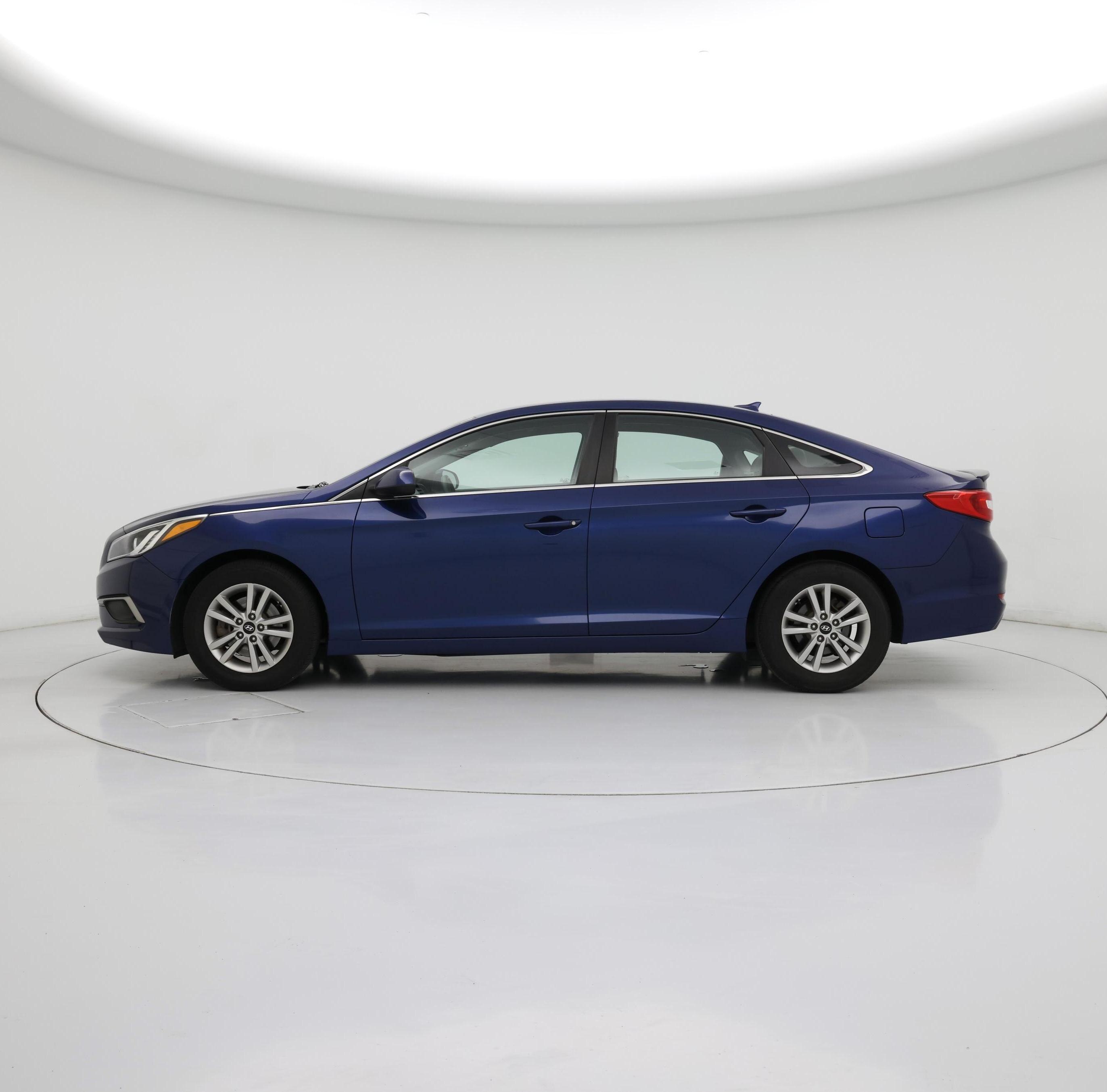Thumbnail: 2016 Hyundai Sonata - 3