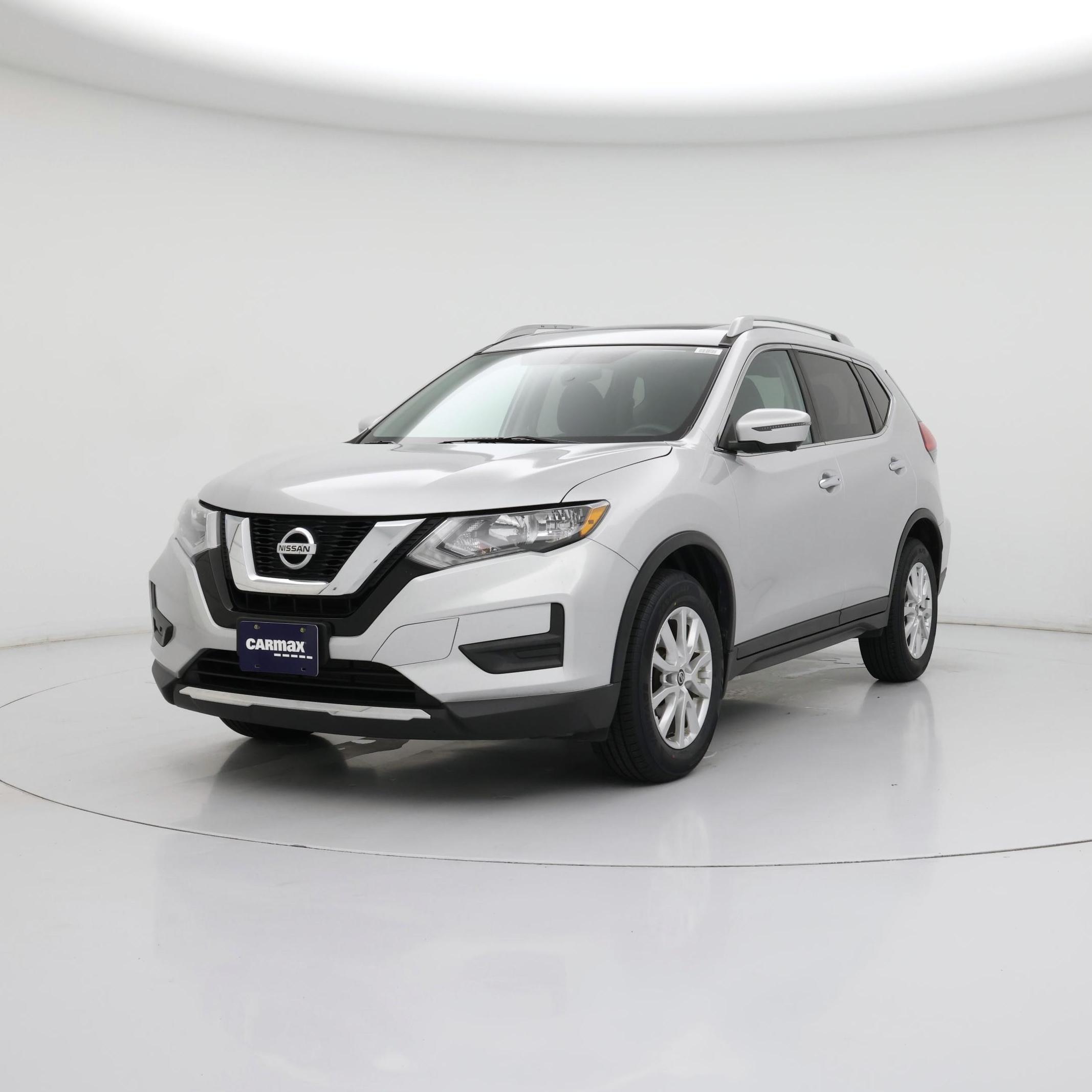 Thumbnail: 2017 Nissan Rogue - 4