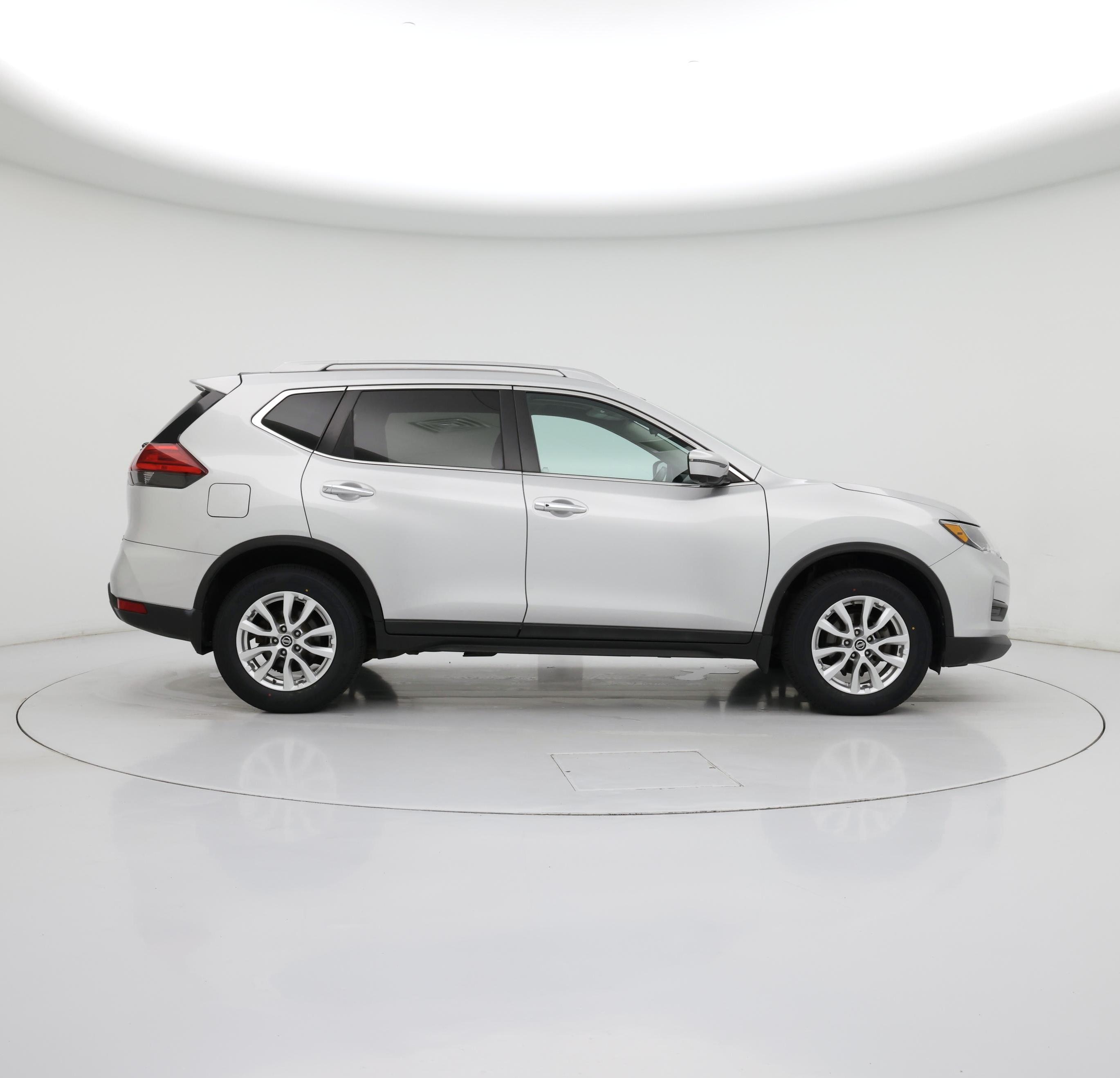 Thumbnail: 2017 Nissan Rogue - 7