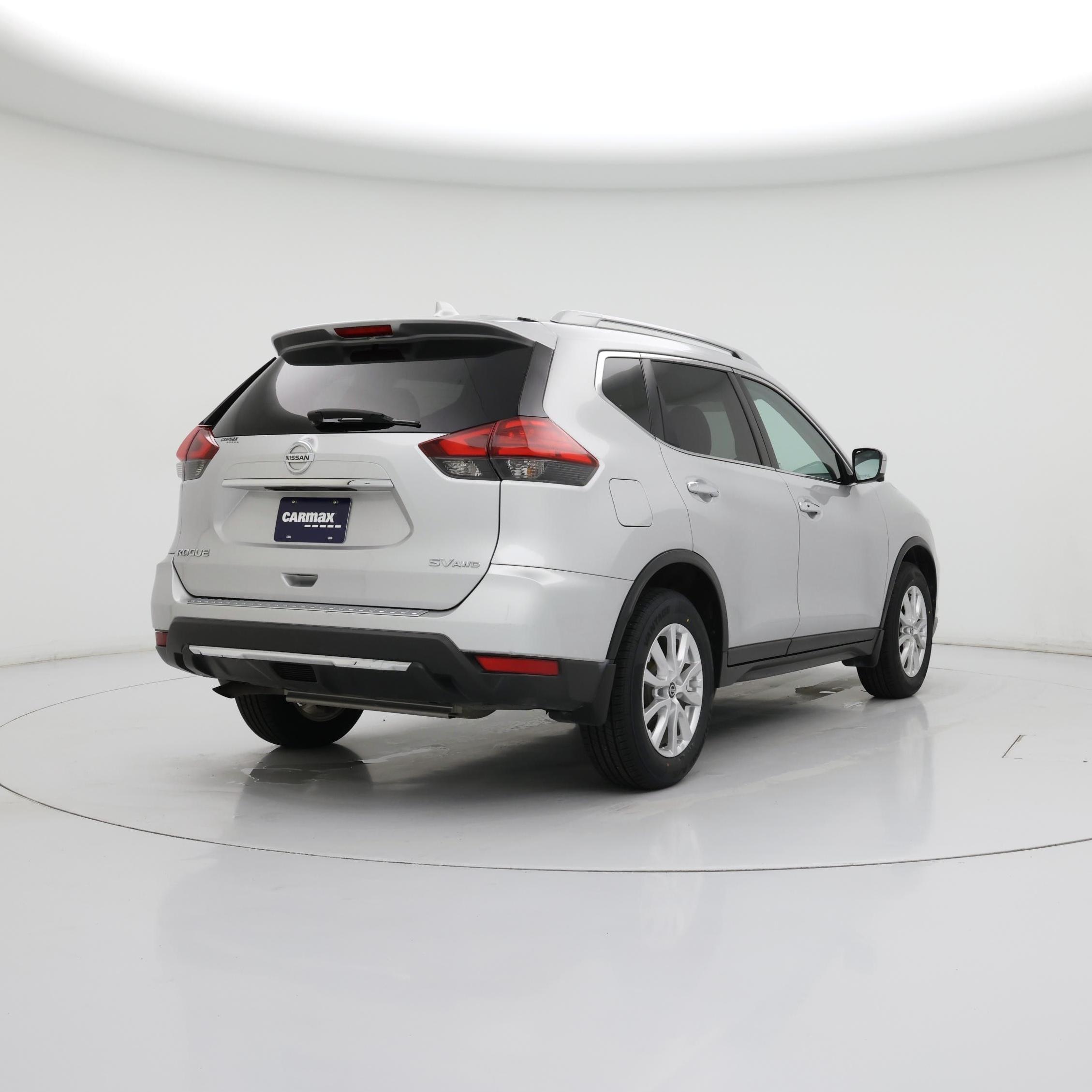 Thumbnail: 2017 Nissan Rogue - 8