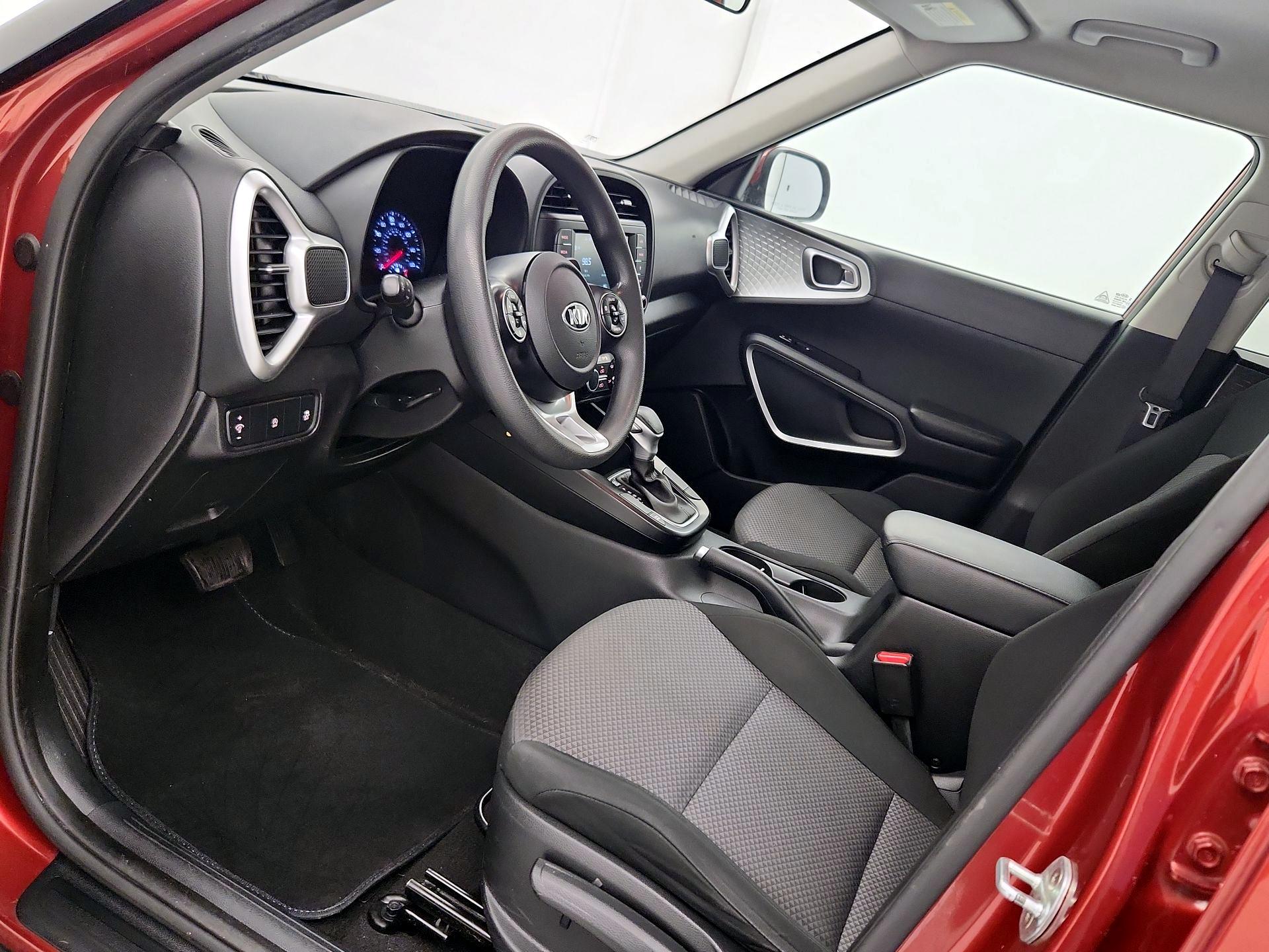 Thumbnail: 2020 Kia Soul - 11