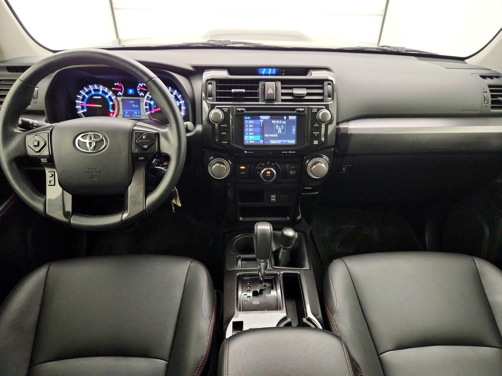 Thumbnail: 2016 Toyota 4Runner - 9