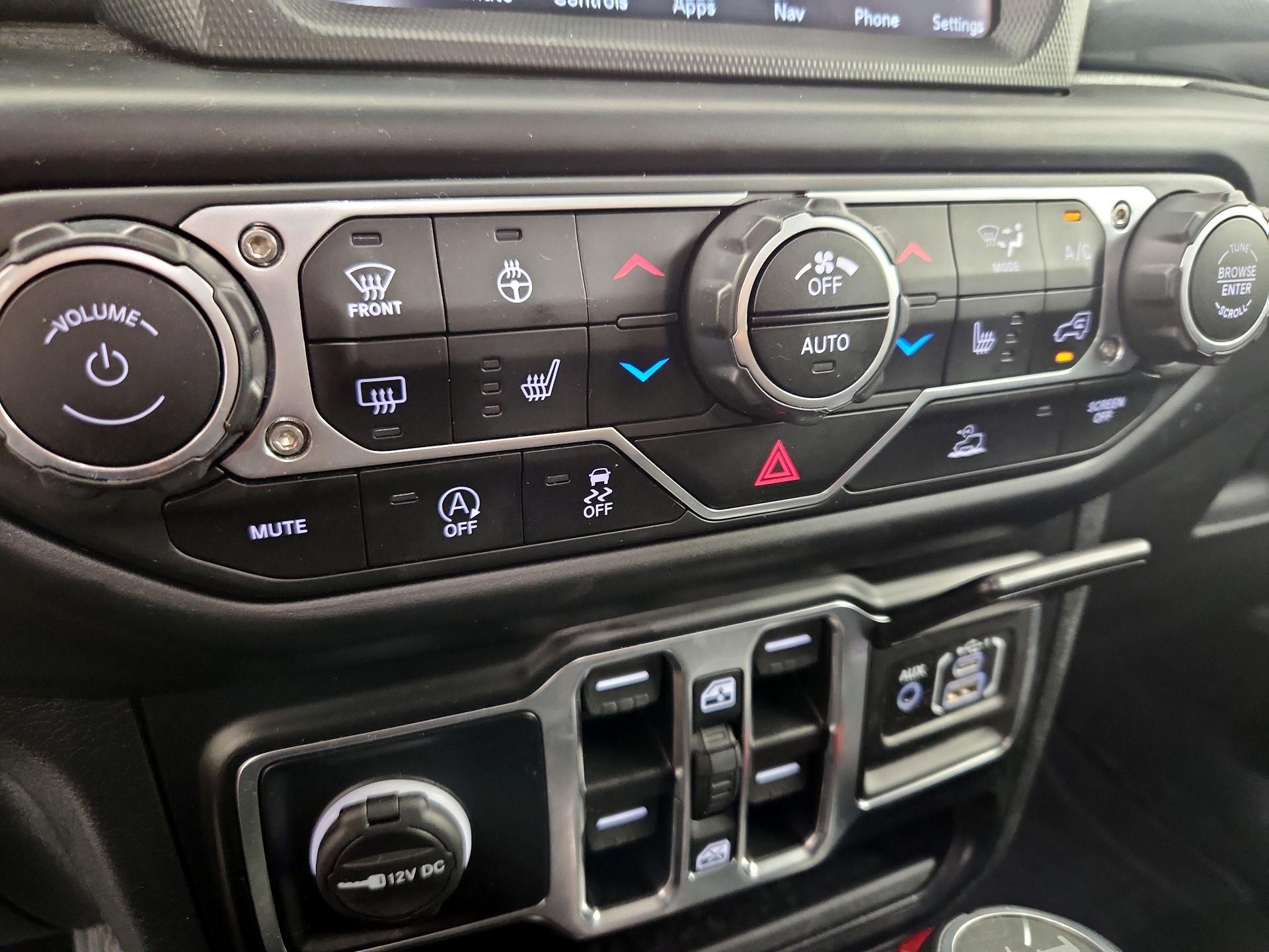 Thumbnail: 2021 Jeep Wrangler - 17