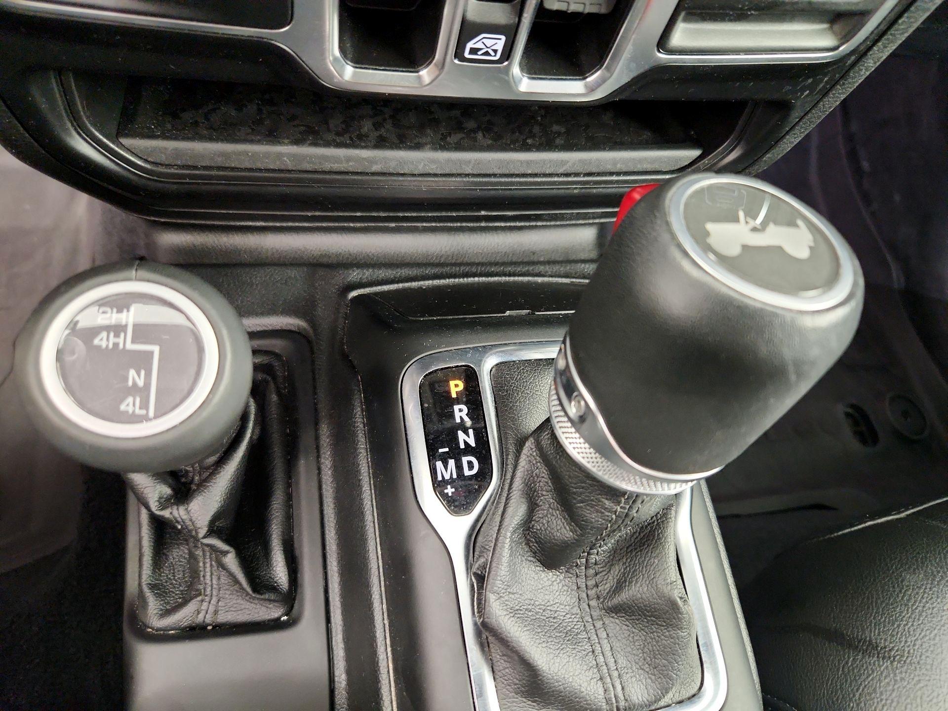 Thumbnail: 2021 Jeep Wrangler - 18