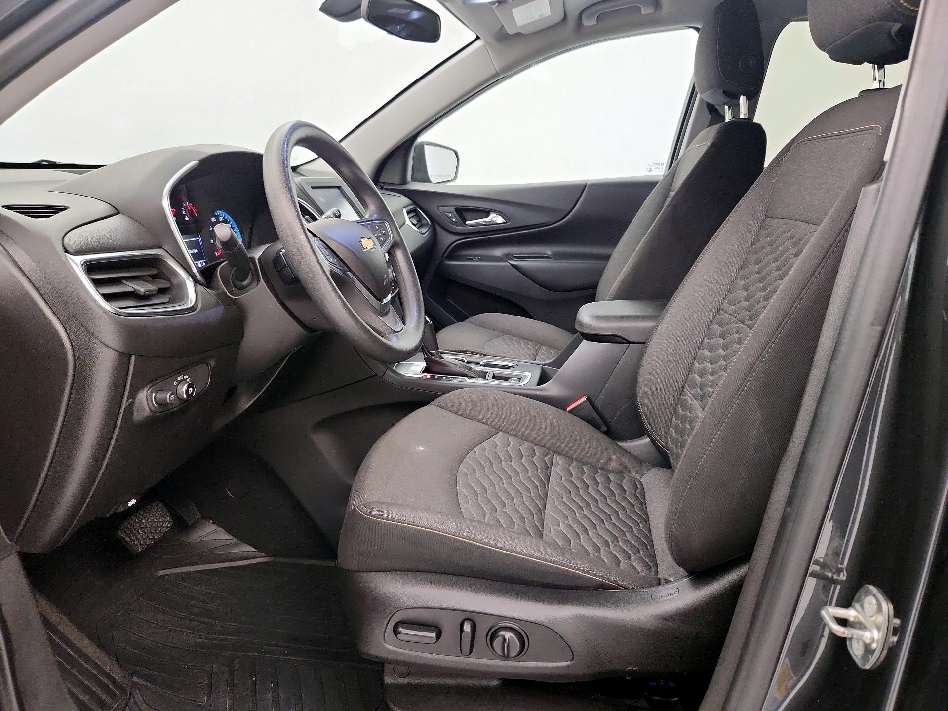 Thumbnail: 2018 Chevrolet Equinox - 11