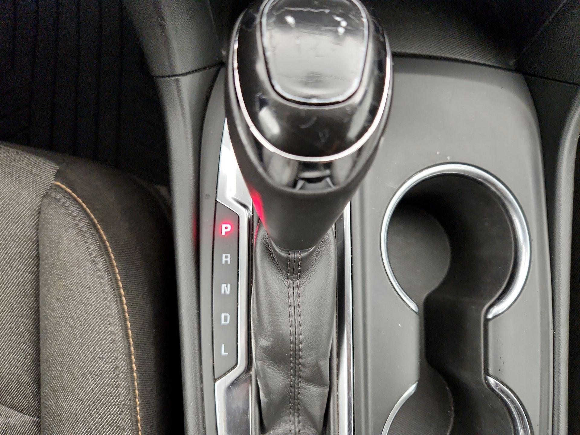 Thumbnail: 2018 Chevrolet Equinox - 17