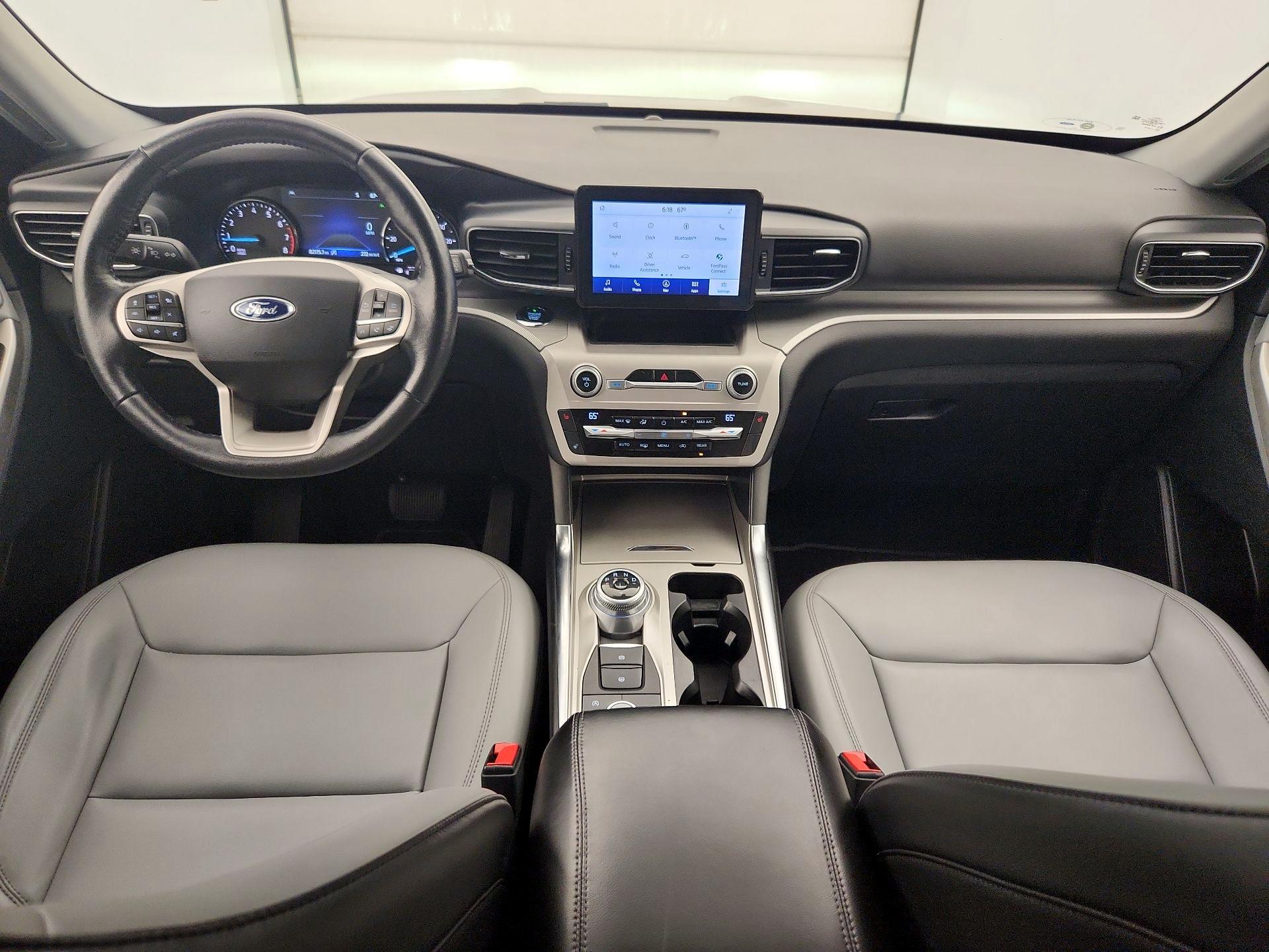 Thumbnail: 2021 Ford Explorer - 9