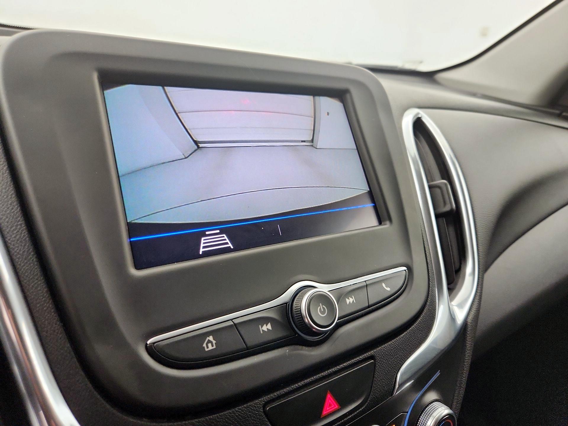 Thumbnail: 2020 Chevrolet Equinox - 14