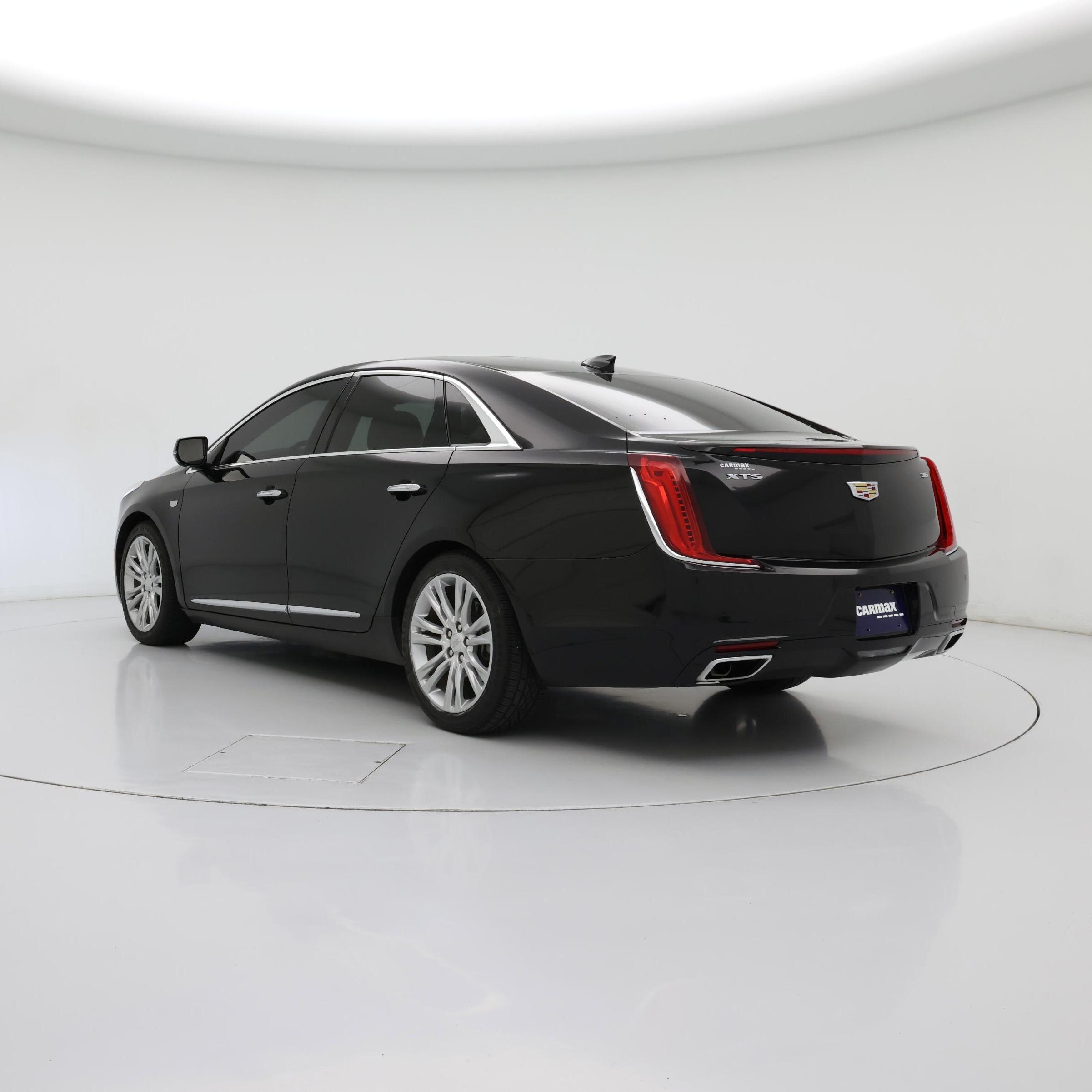 Thumbnail: 2019 Cadillac XTS - 2