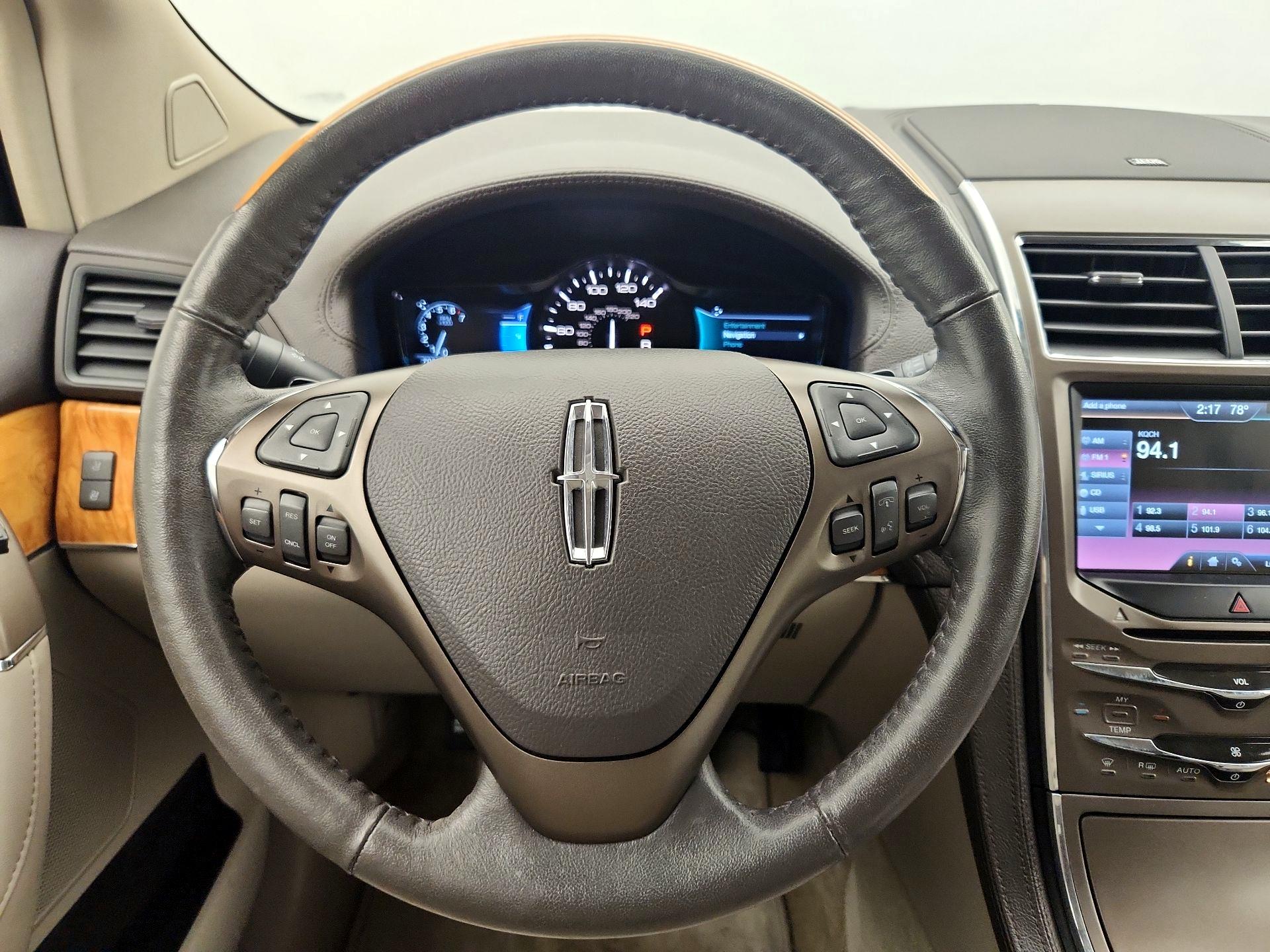 Thumbnail: 2015 Lincoln MKX - 10