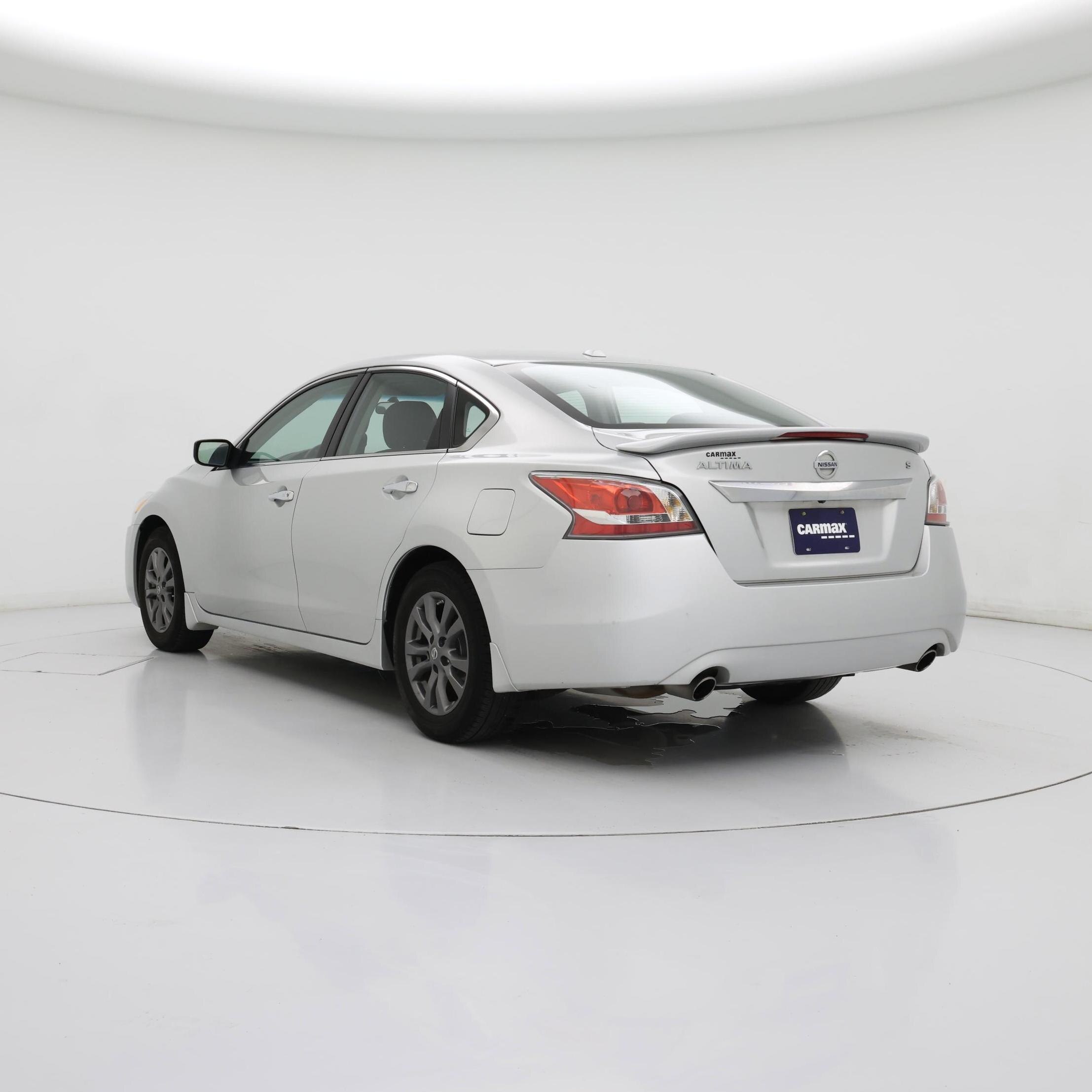 Thumbnail: 2015 Nissan Altima - 2