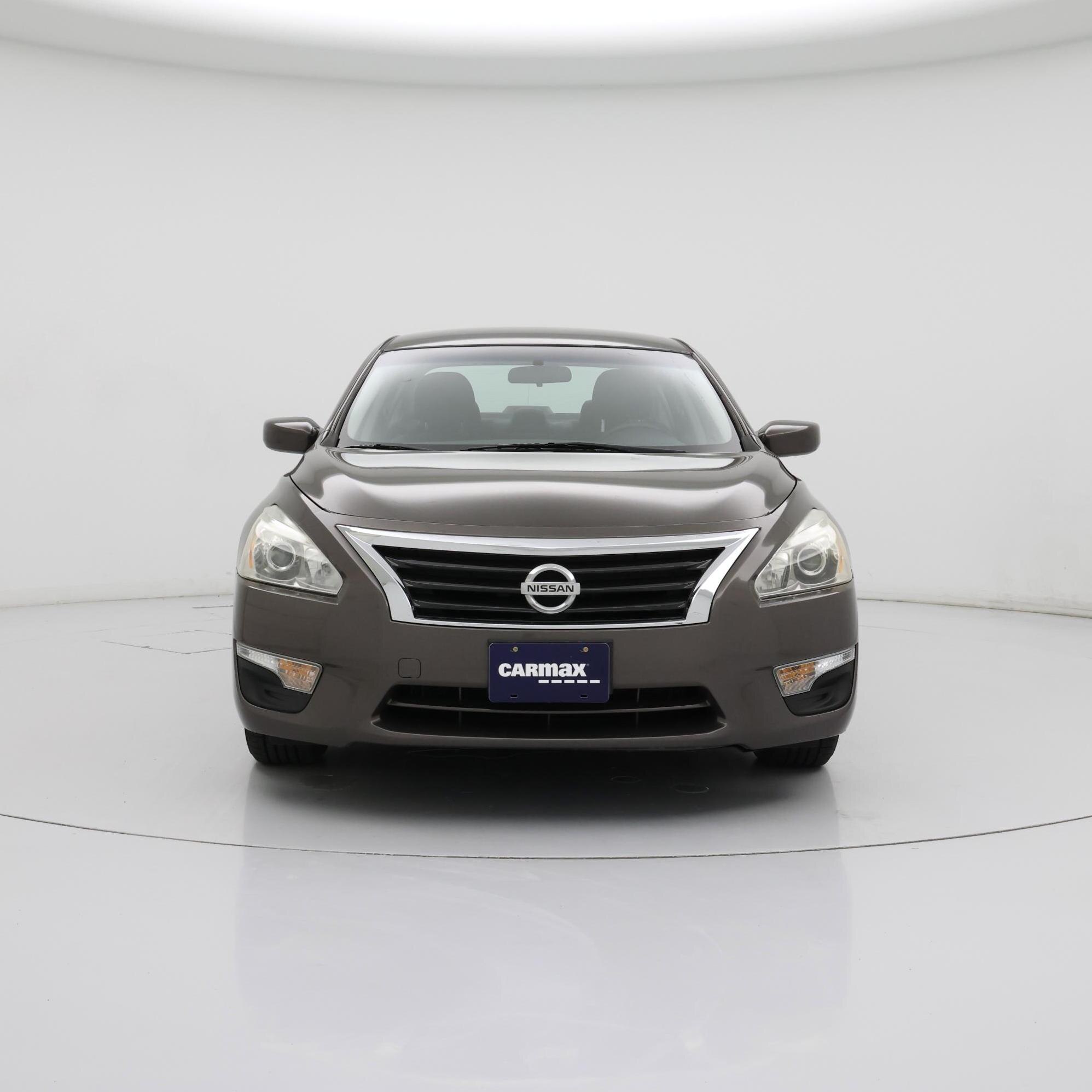 Thumbnail: 2015 Nissan Altima - 5