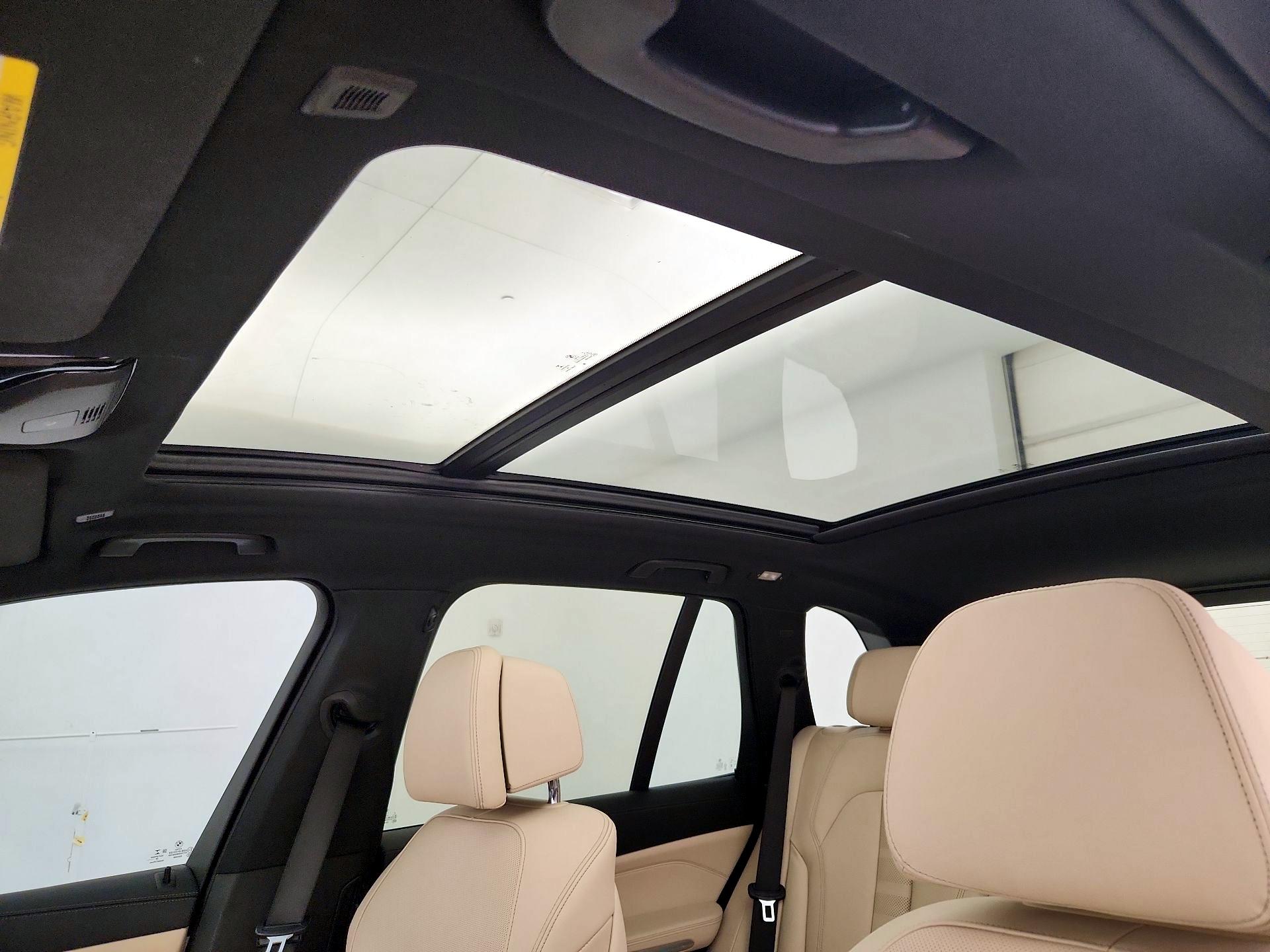 Thumbnail: 2021 BMW X5 - 20