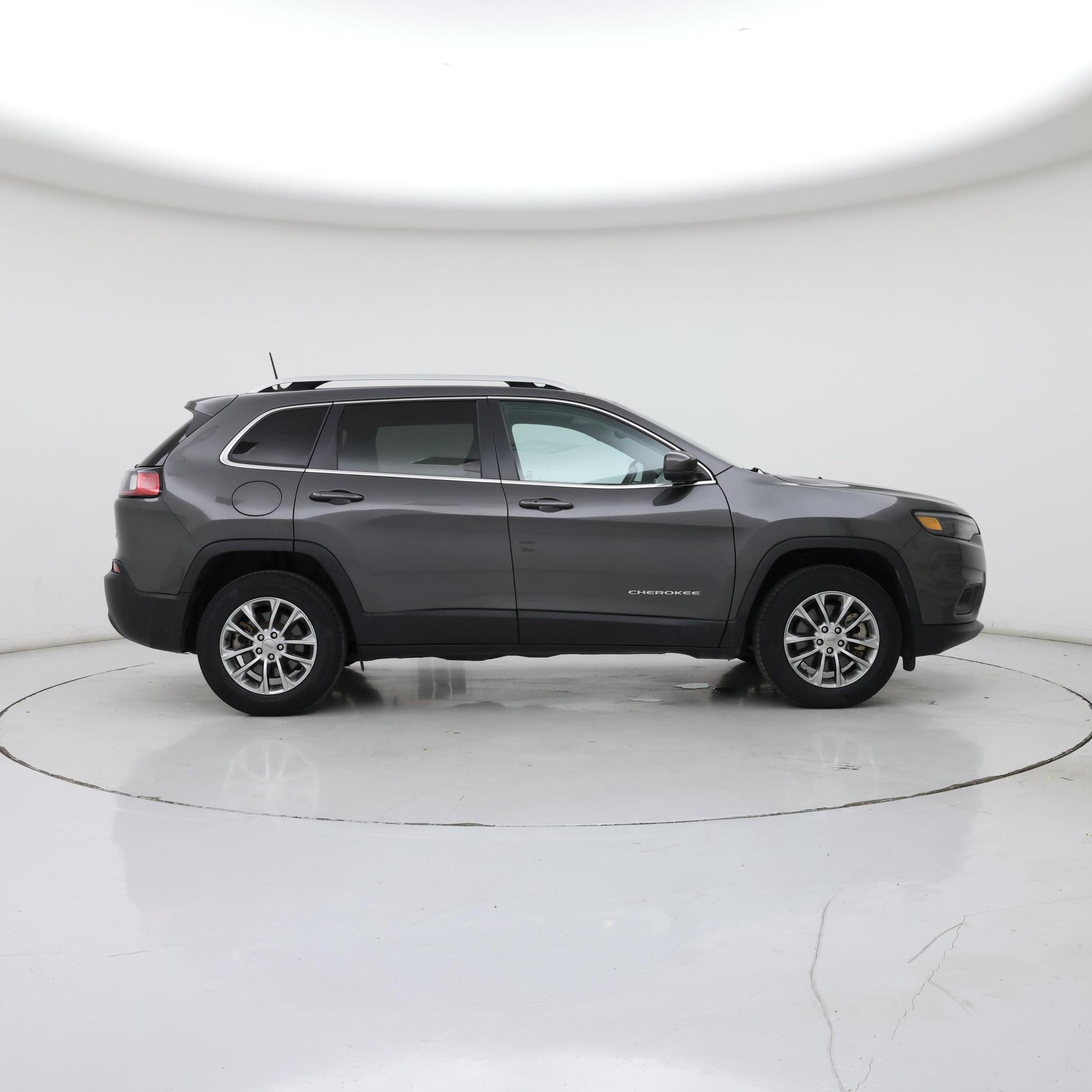 Thumbnail: 2021 Jeep Cherokee - 7