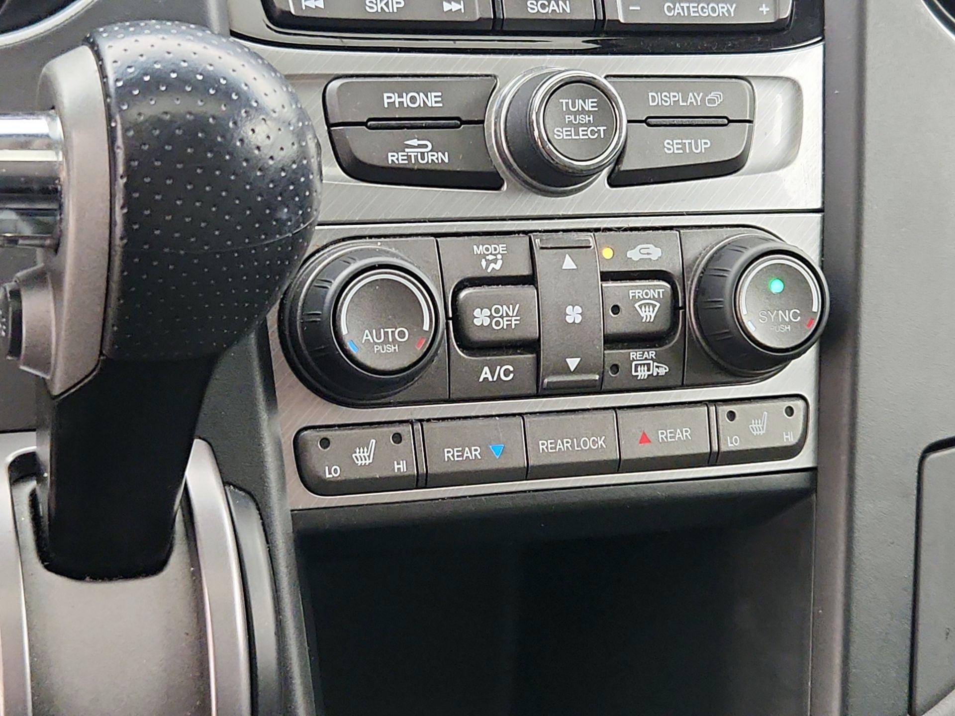 Thumbnail: 2014 Honda Pilot - 16