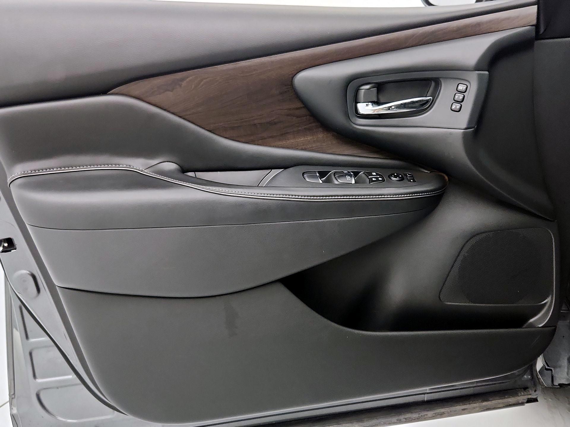 Thumbnail: 2019 Nissan Murano - 12