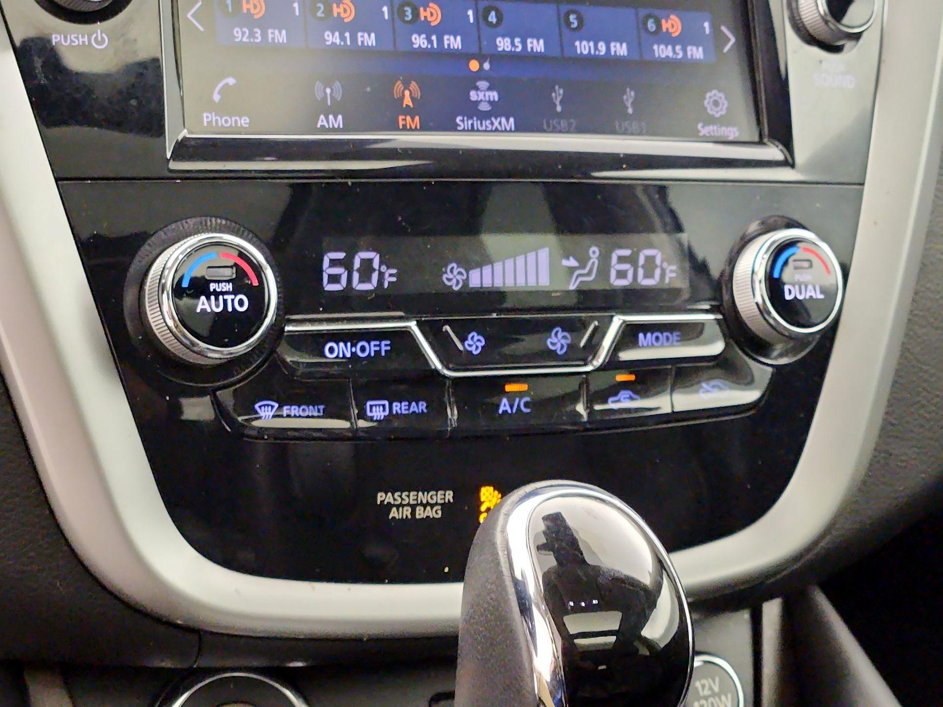 Thumbnail: 2019 Nissan Murano - 16