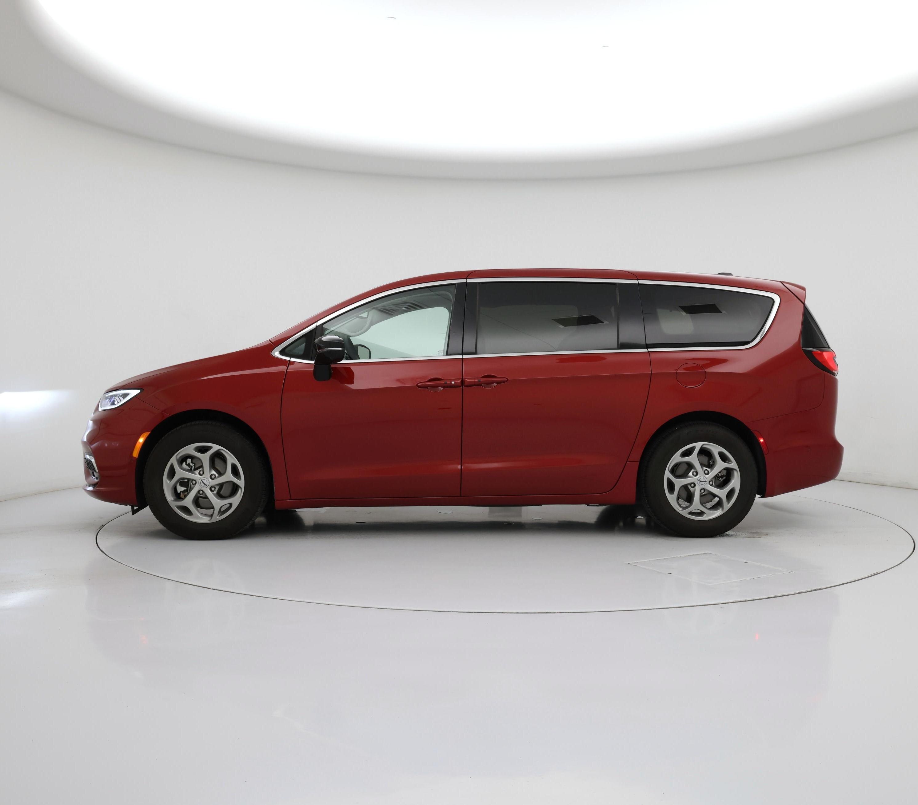 Thumbnail: 2024 Chrysler Pacifica - 3