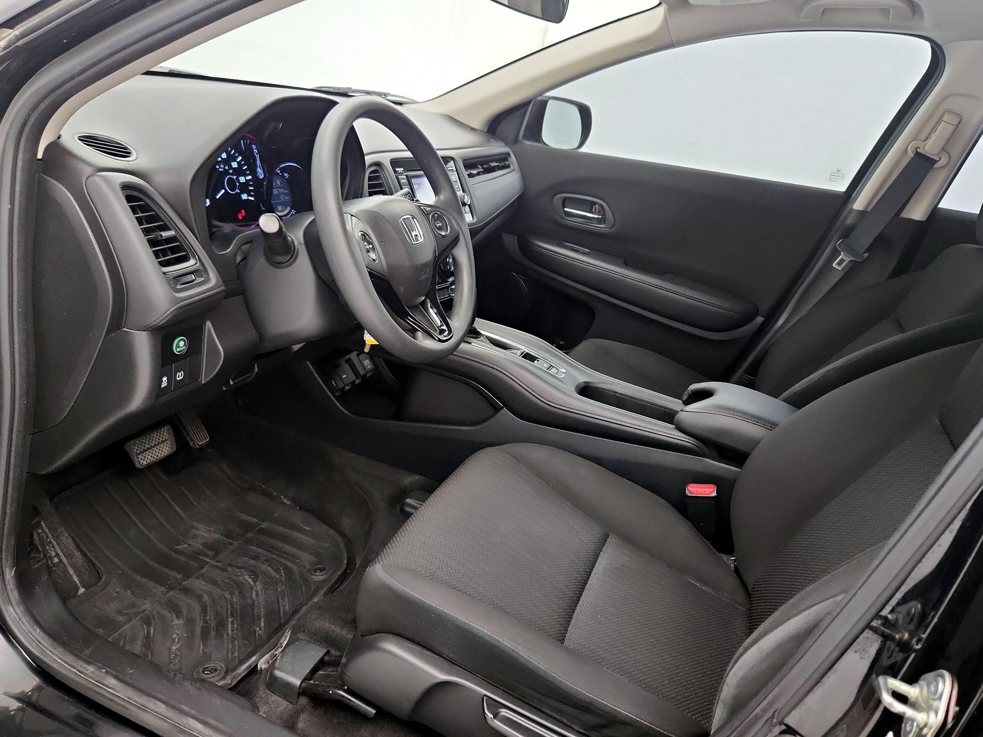 Thumbnail: 2016 Honda HR-V - 11