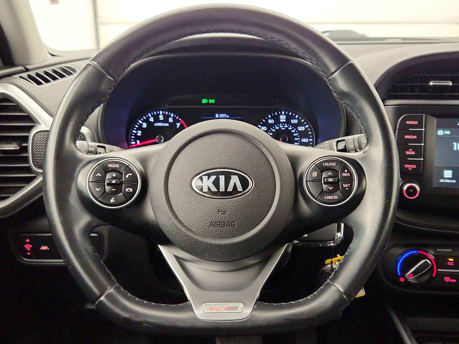 Thumbnail: 2020 Kia Soul - 10