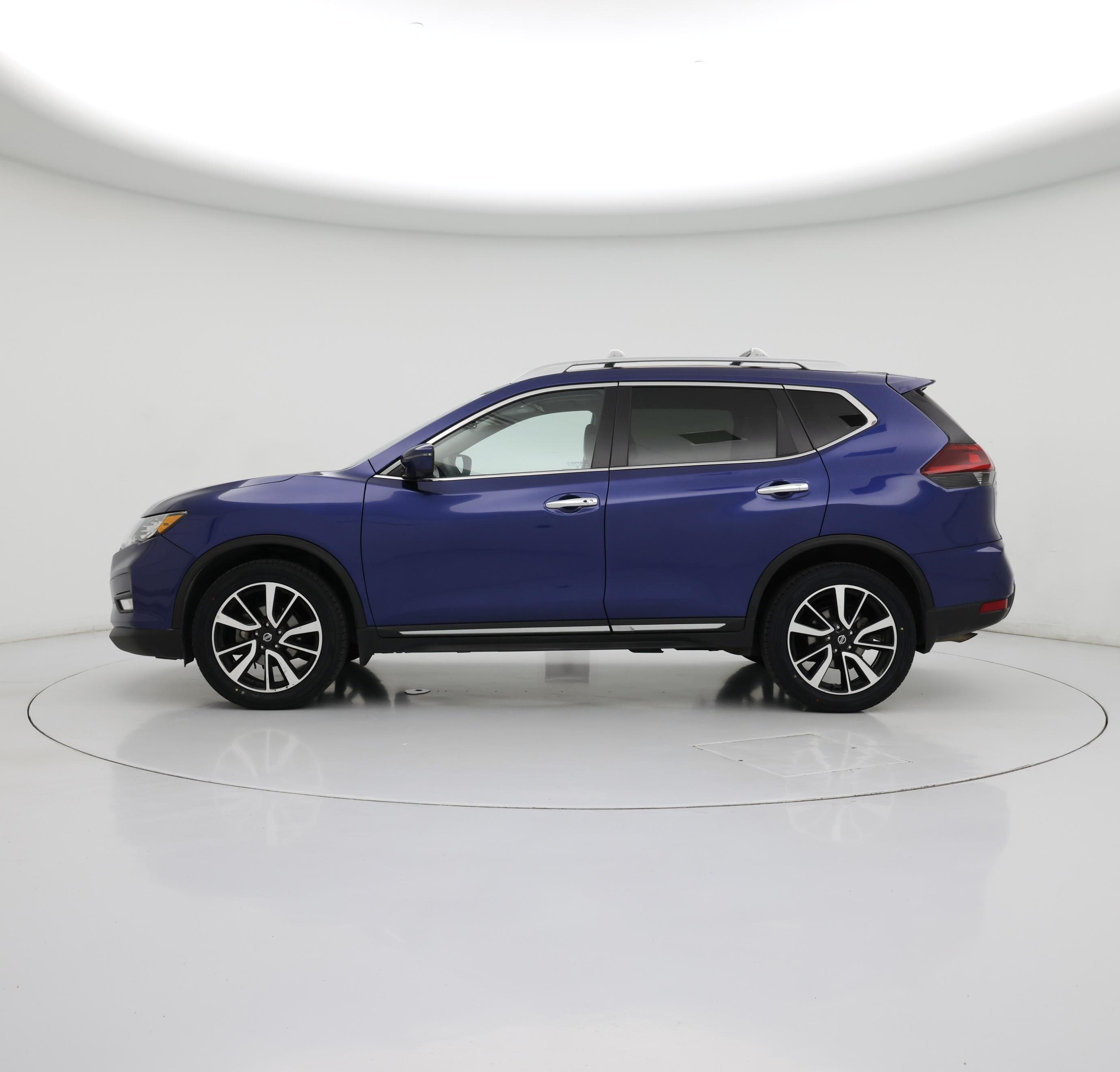 Thumbnail: 2020 Nissan Rogue - 3