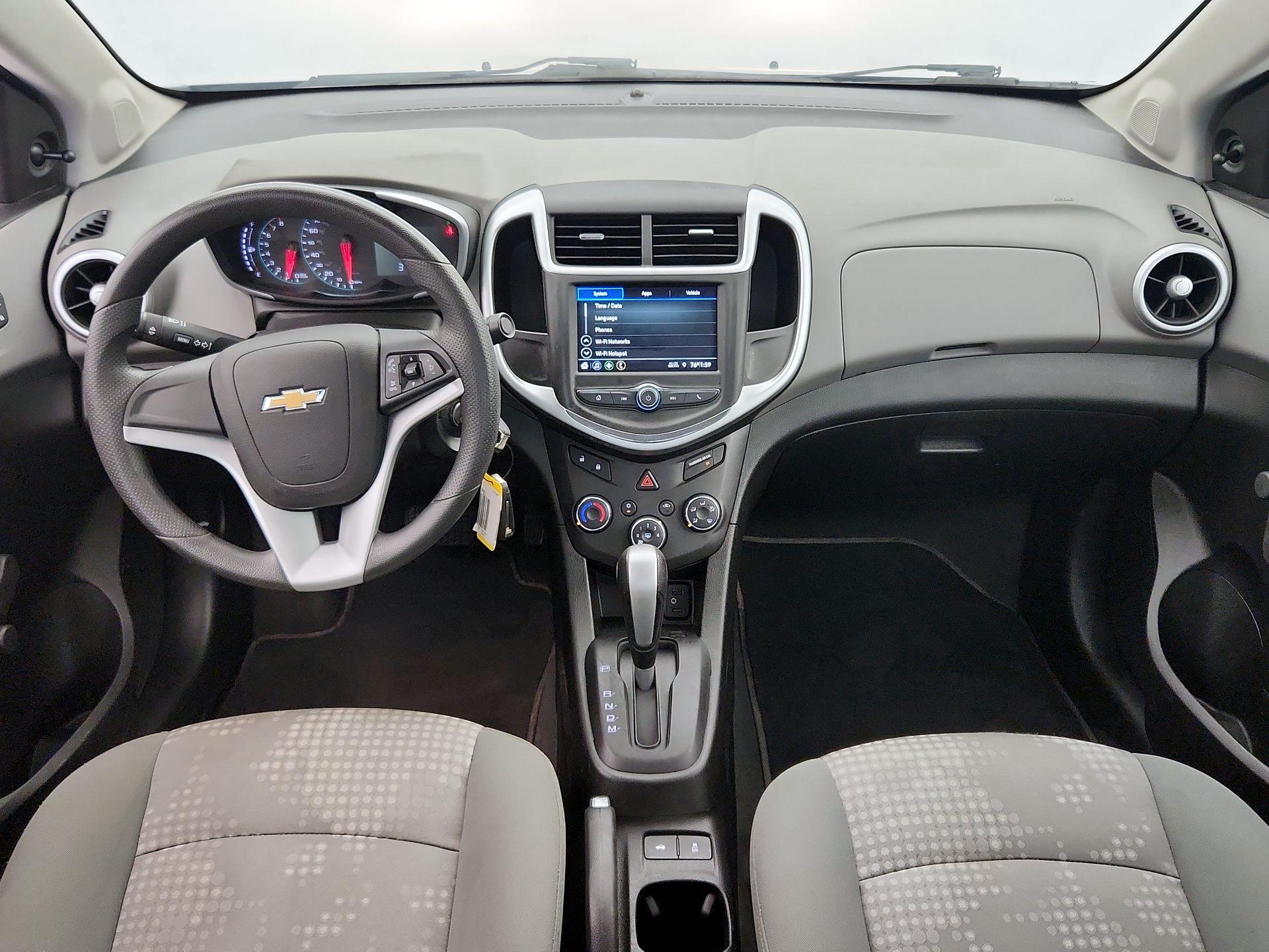 Thumbnail: 2019 Chevrolet Sonic - 9