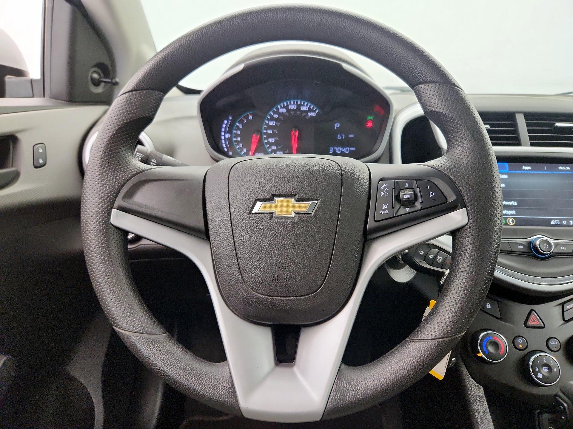 Thumbnail: 2019 Chevrolet Sonic - 10