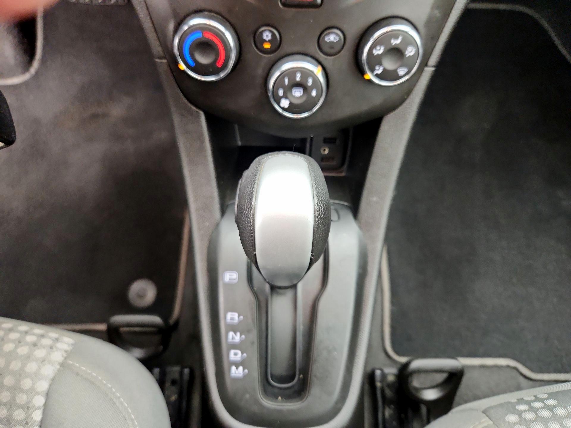 Thumbnail: 2019 Chevrolet Sonic - 17