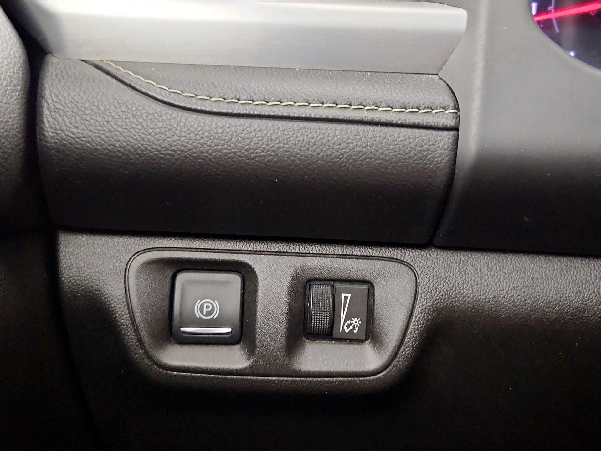 Thumbnail: 2017 GMC Acadia - 13