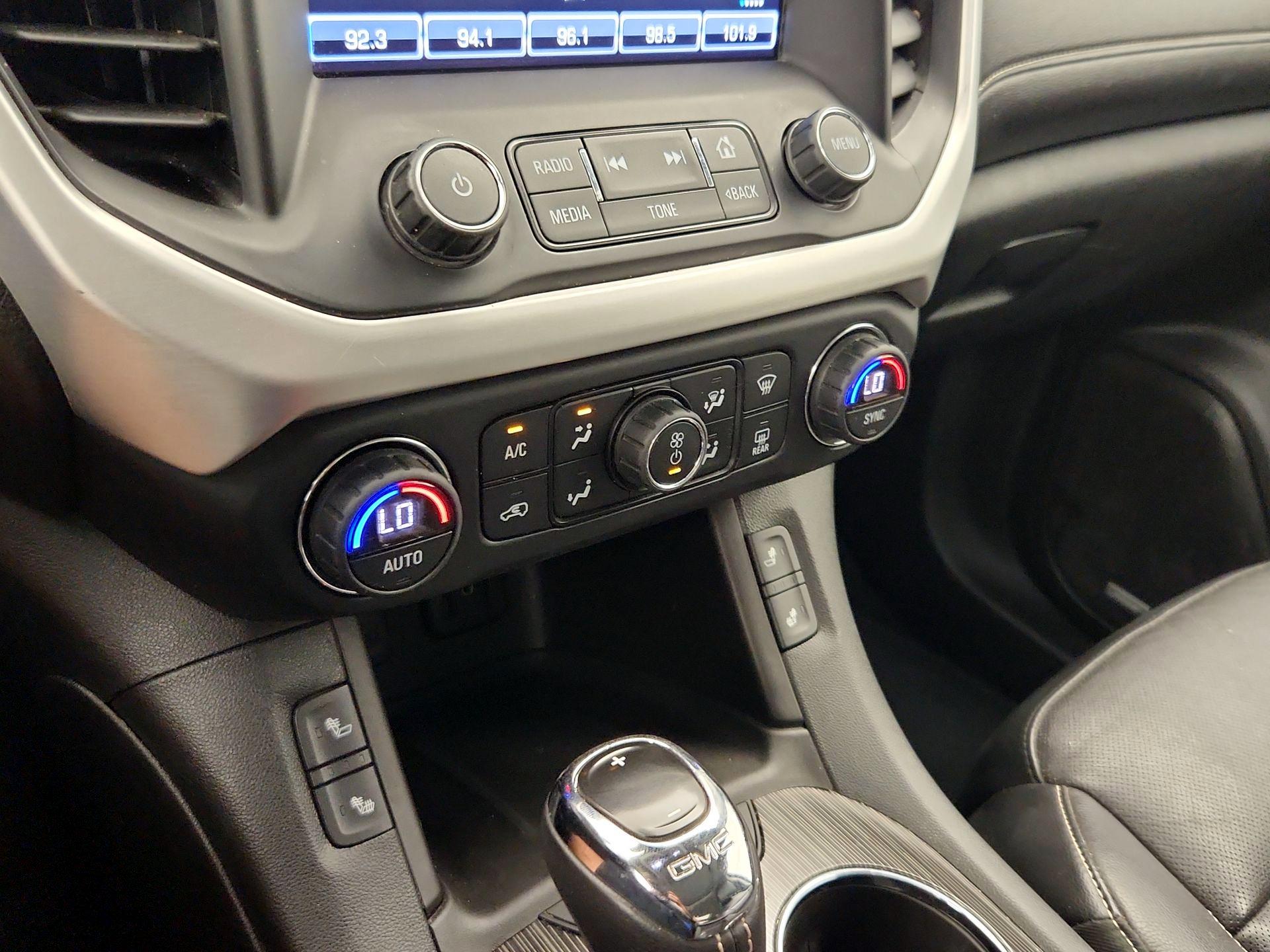 Thumbnail: 2017 GMC Acadia - 17