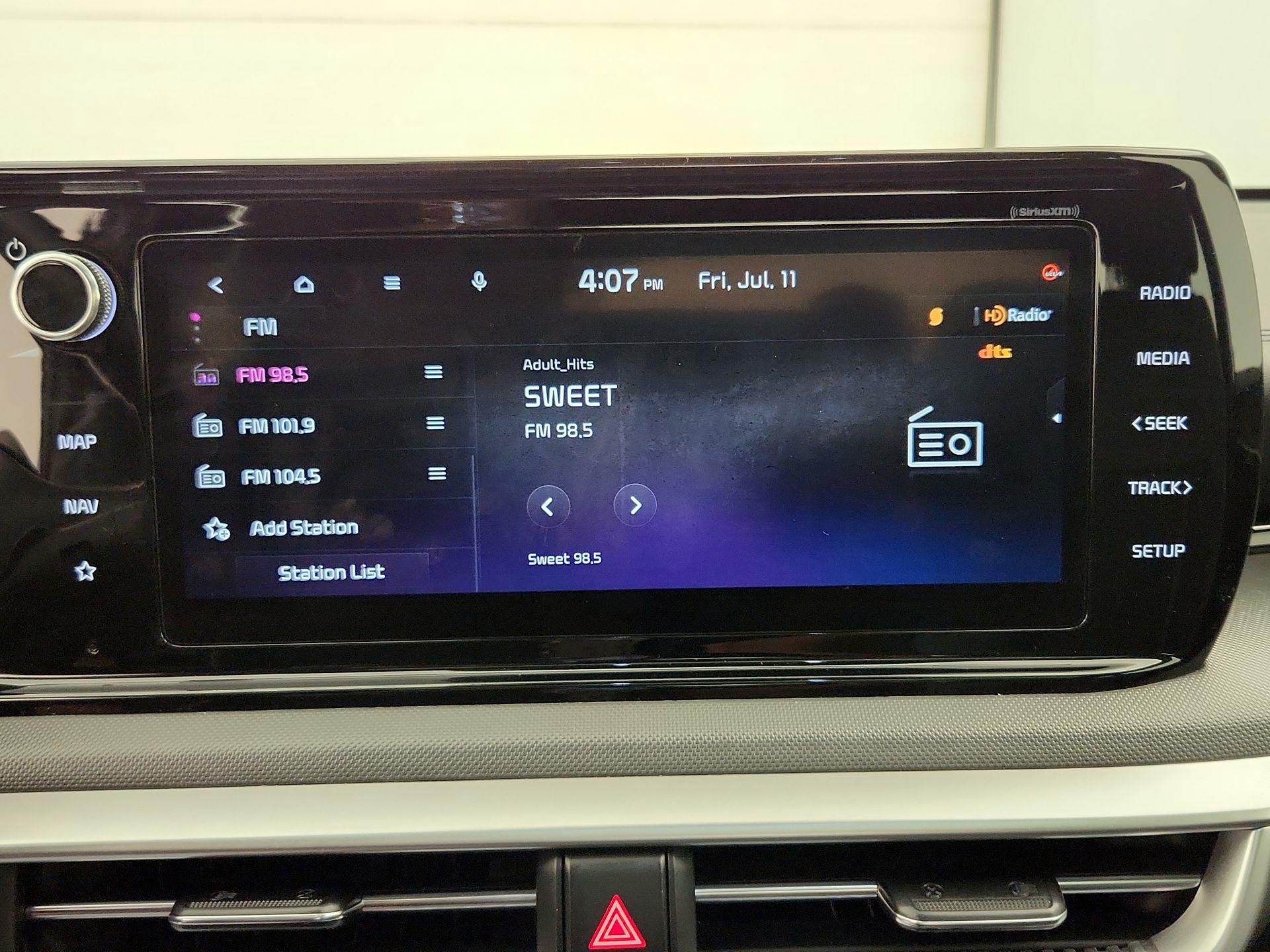 Thumbnail: 2023 Kia K5 - 16