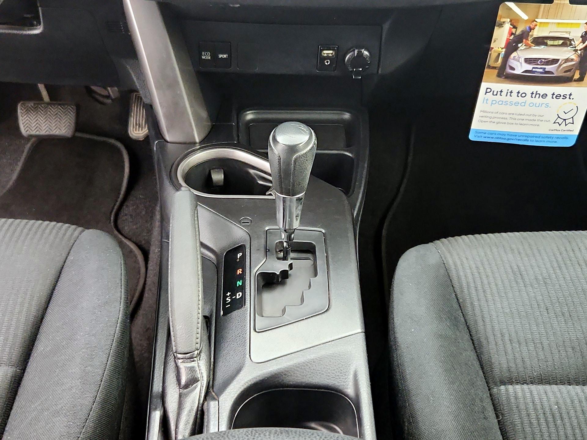 Thumbnail: 2017 Toyota RAV4 - 17