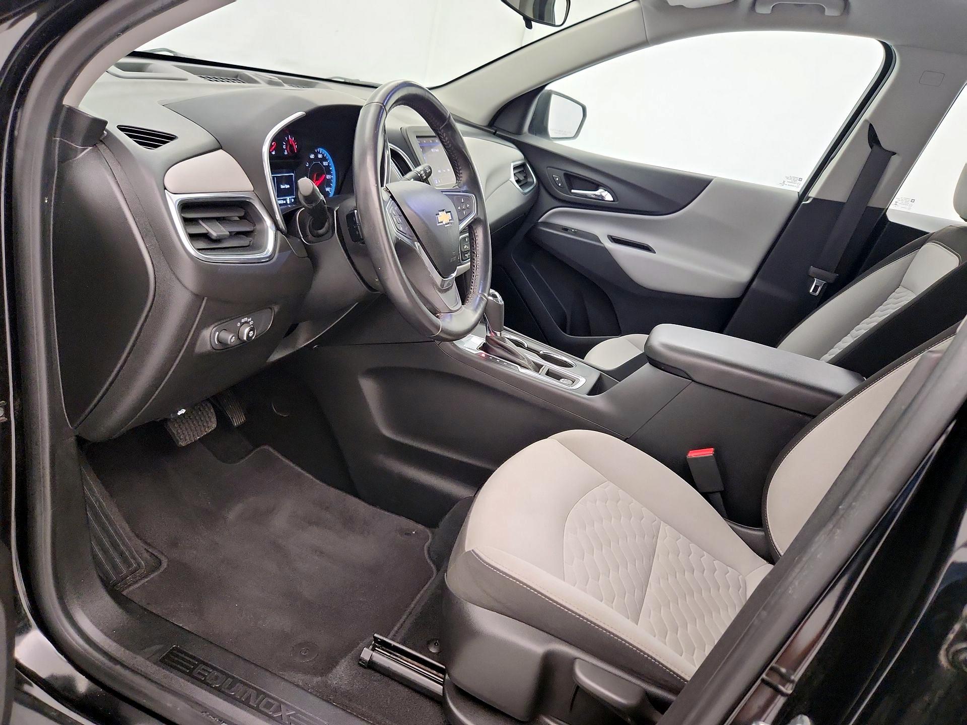 Thumbnail: 2020 Chevrolet Equinox - 11
