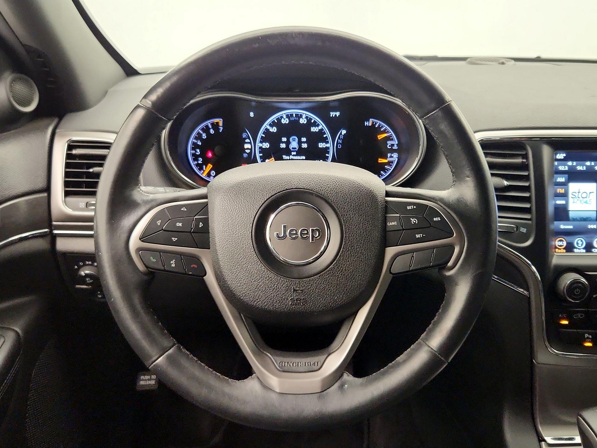 Thumbnail: 2018 Jeep Grand Cherokee - 10