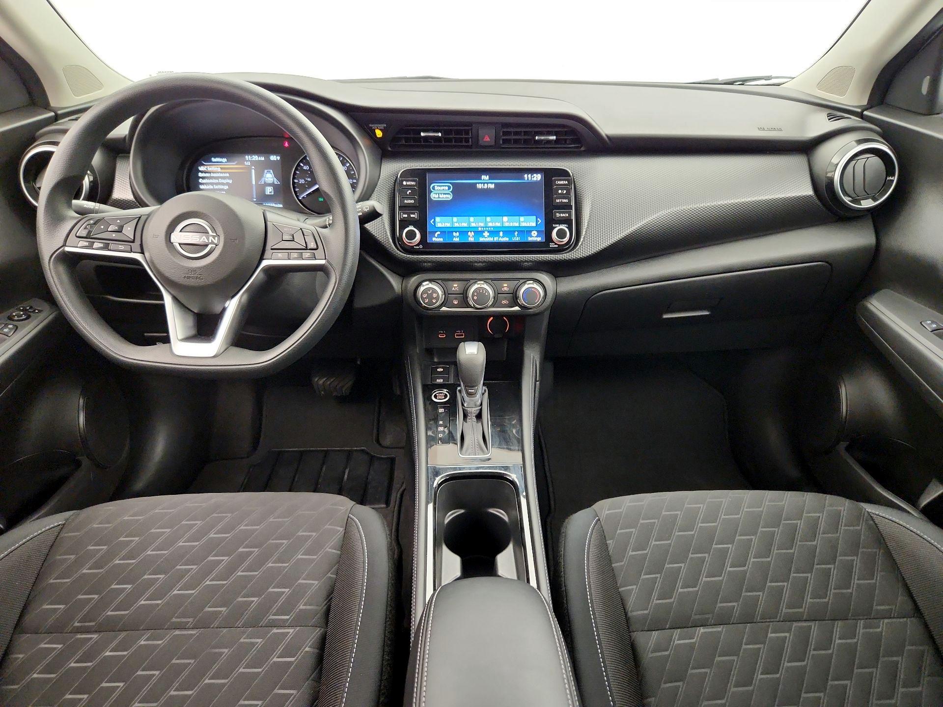 Thumbnail: 2023 Nissan Kicks - 9