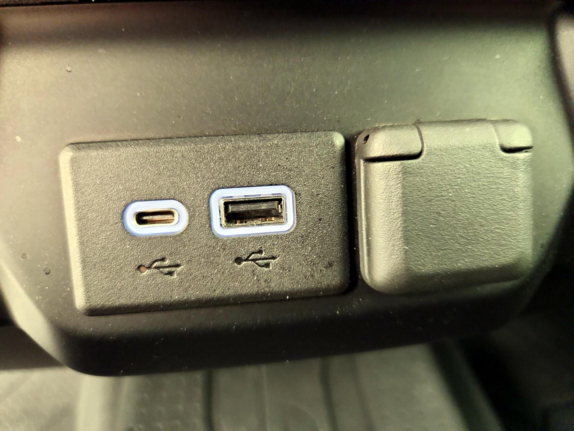 Thumbnail: 2021 Chevrolet Silverado 1500 - 18