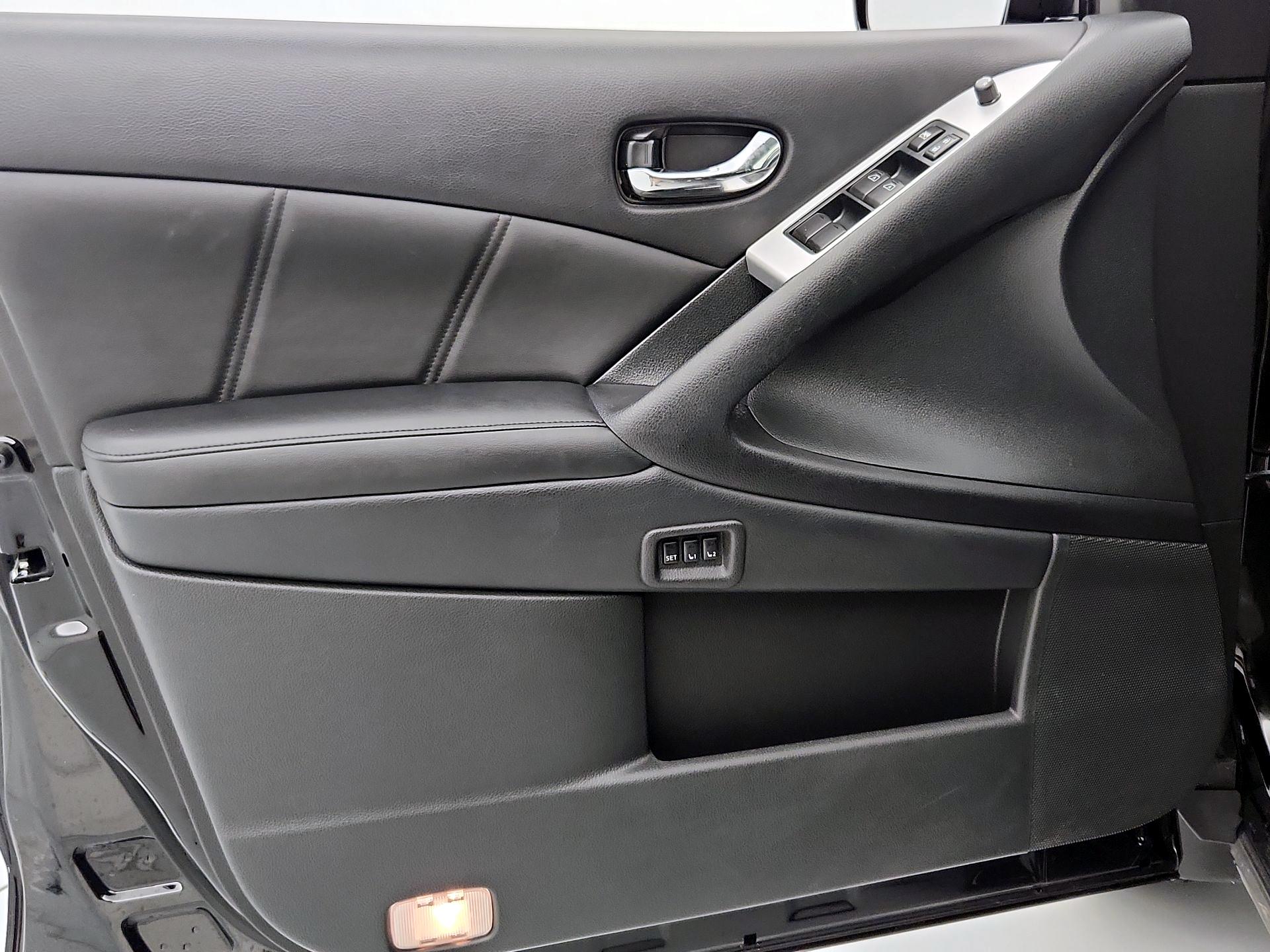 Thumbnail: 2014 Nissan Murano - 12