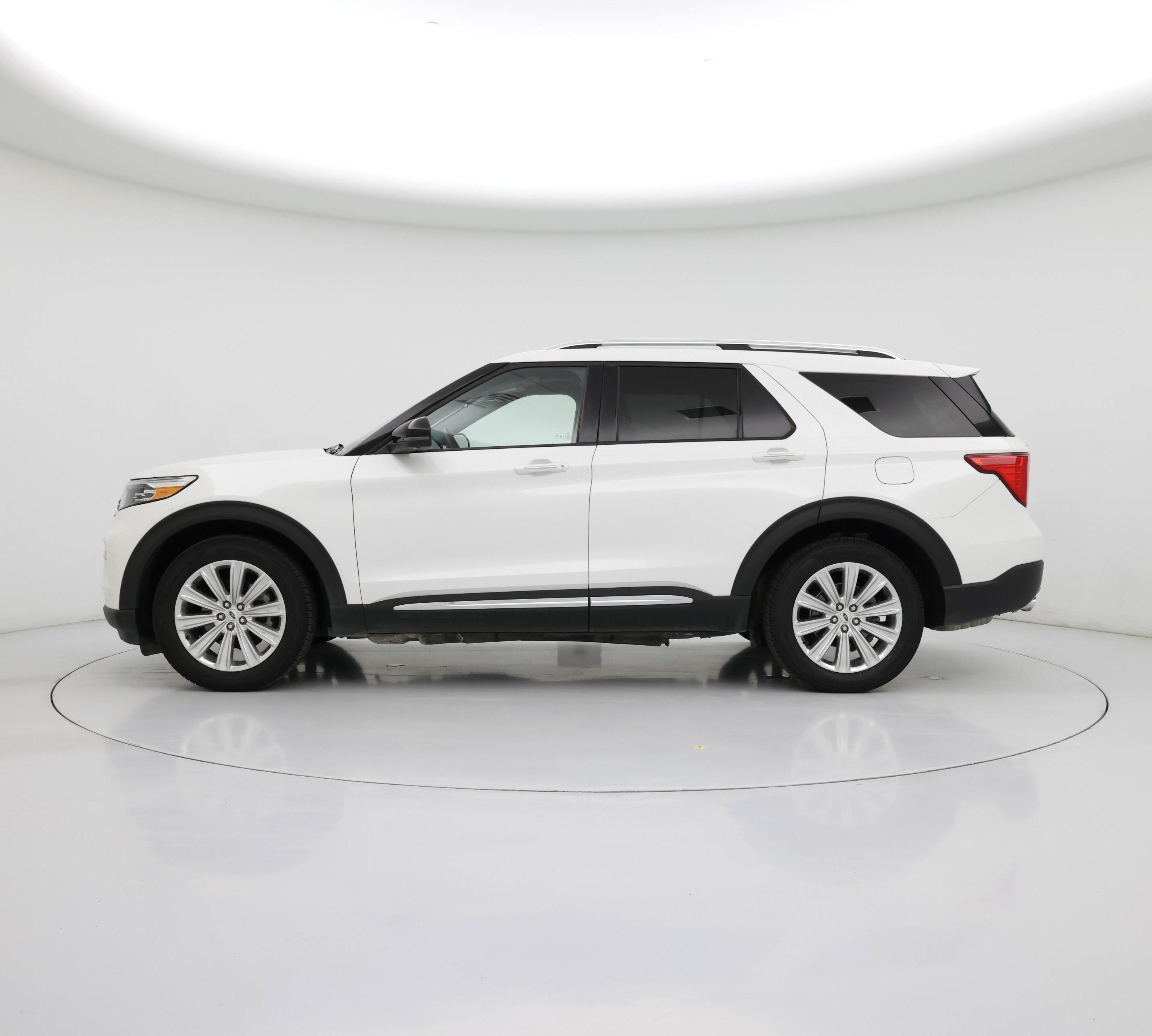 Thumbnail: 2022 Ford Explorer - 3