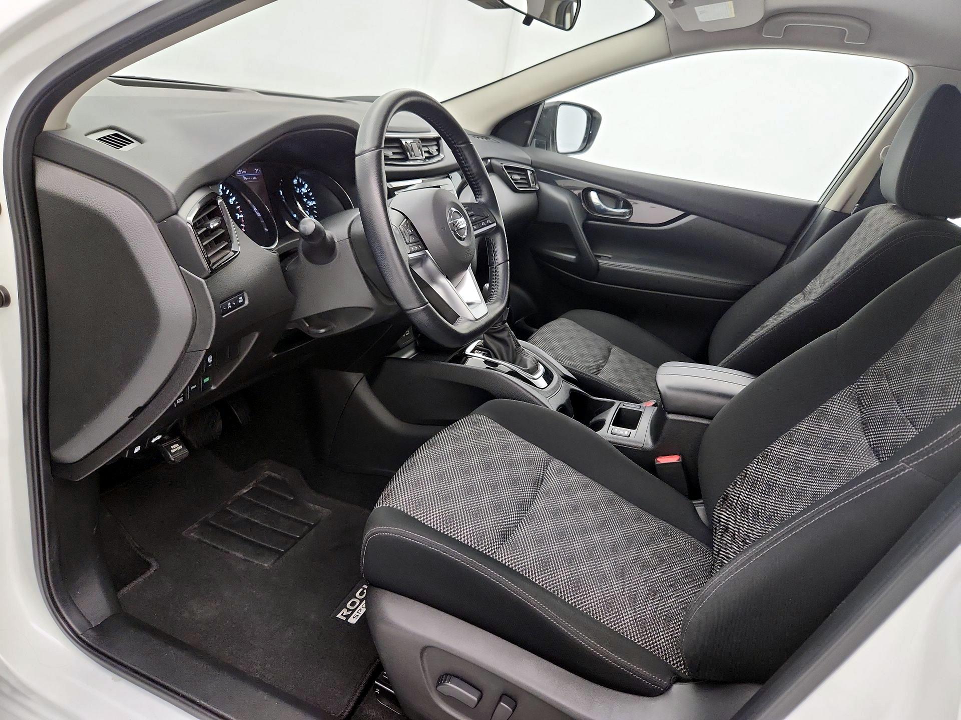 Thumbnail: 2021 Nissan Rogue Sport - 11