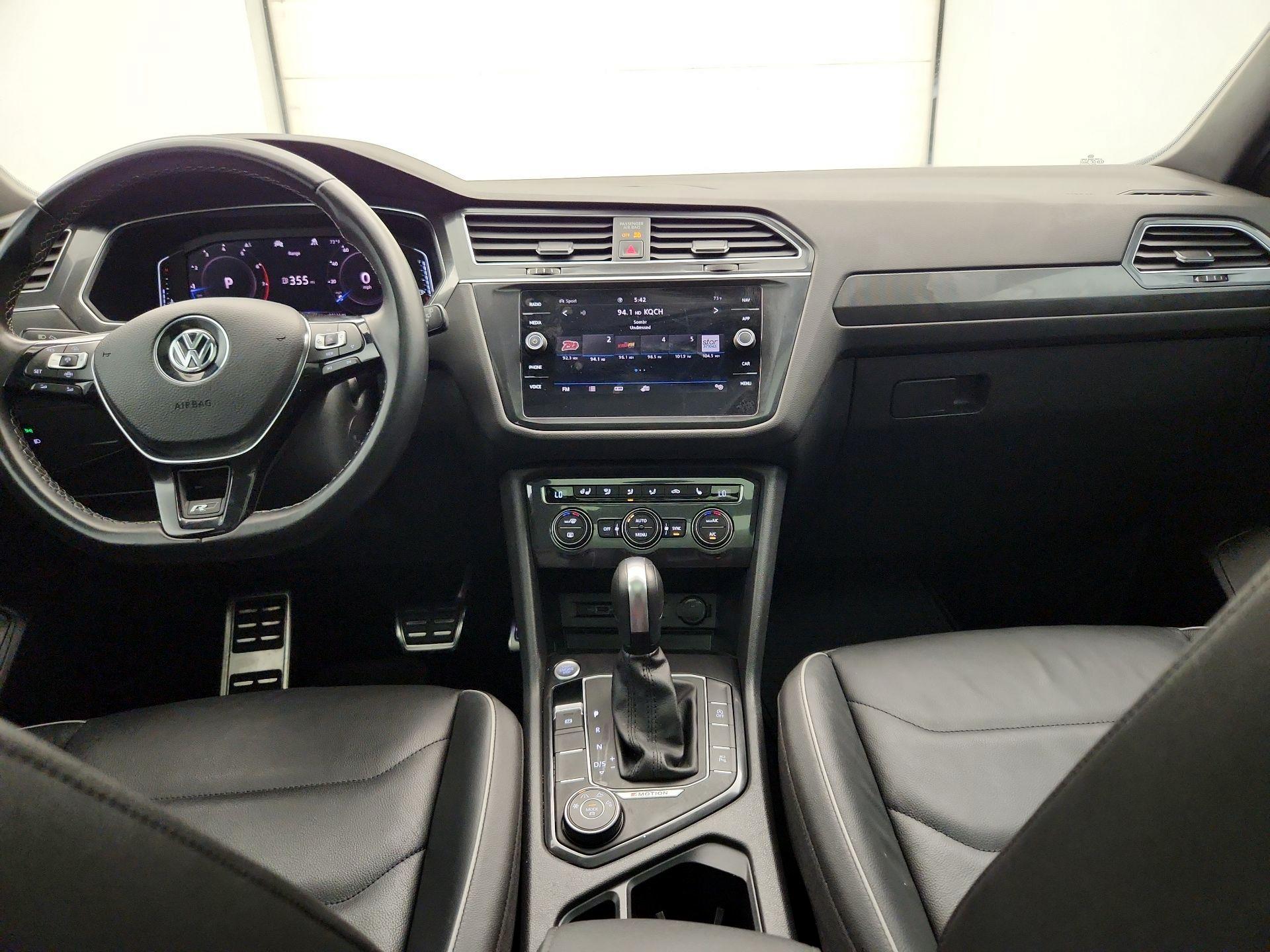 Thumbnail: 2020 Volkswagen Tiguan - 9