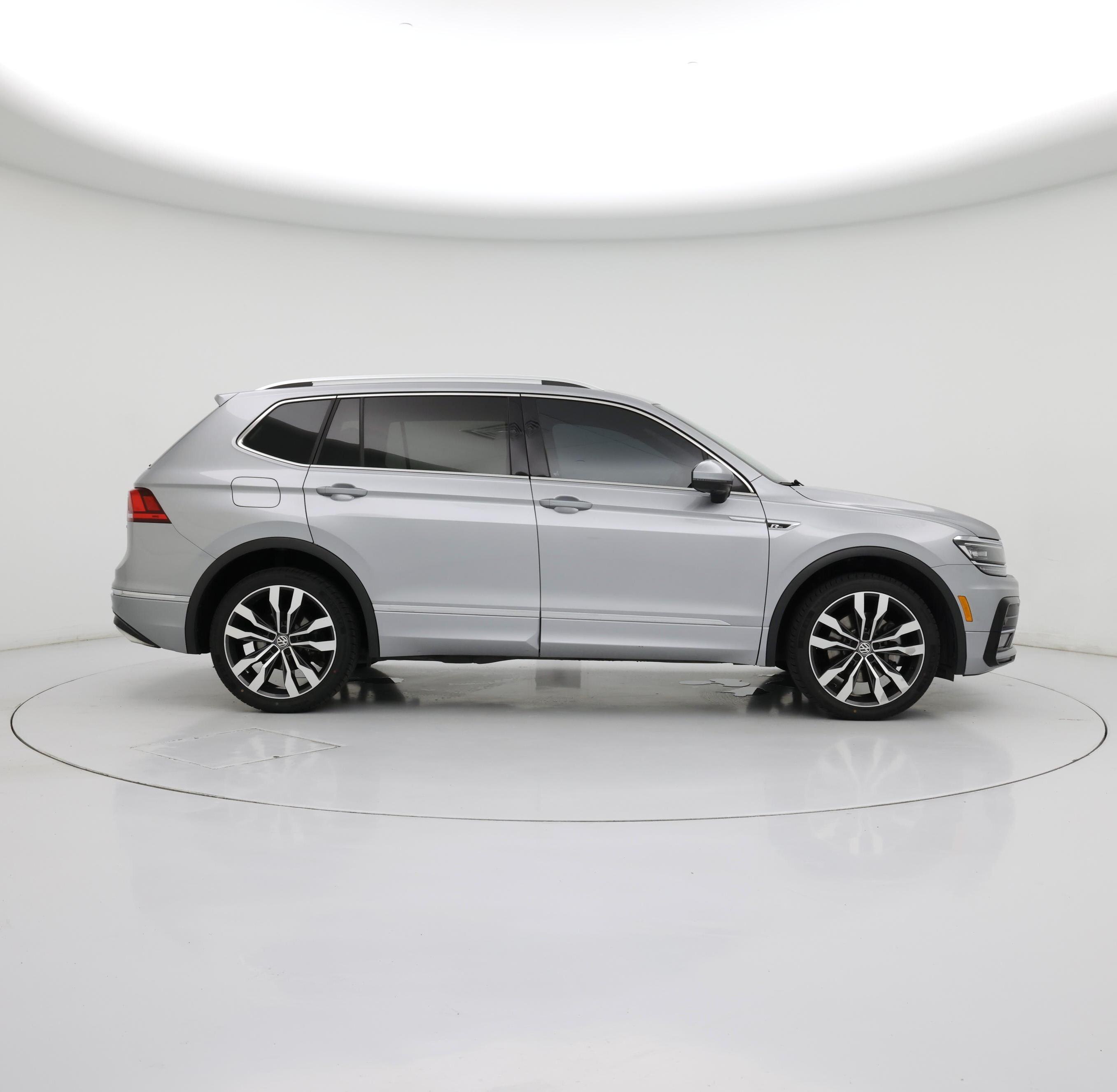 Thumbnail: 2020 Volkswagen Tiguan - 7