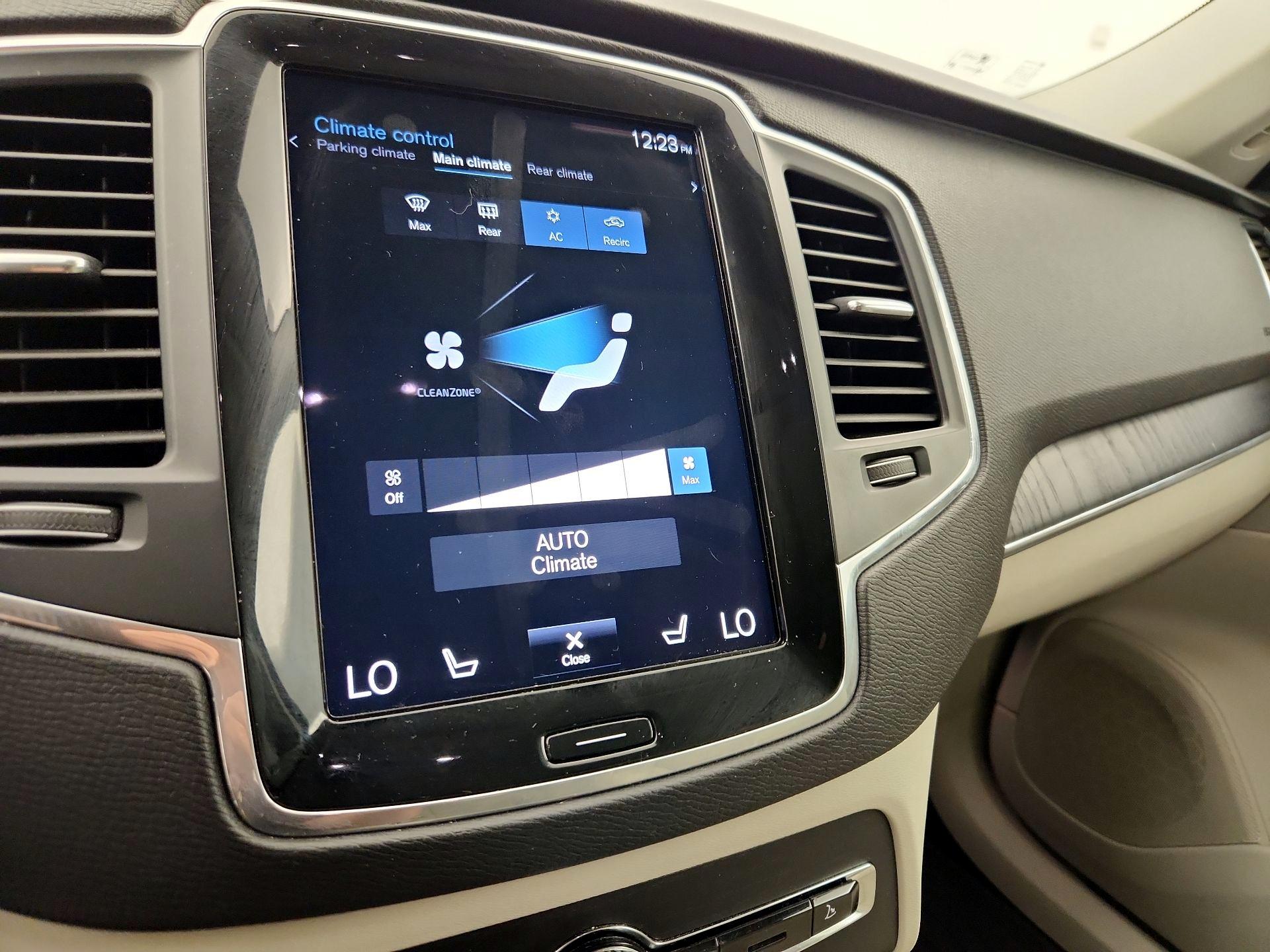 Thumbnail: 2020 Volvo XC90 - 17