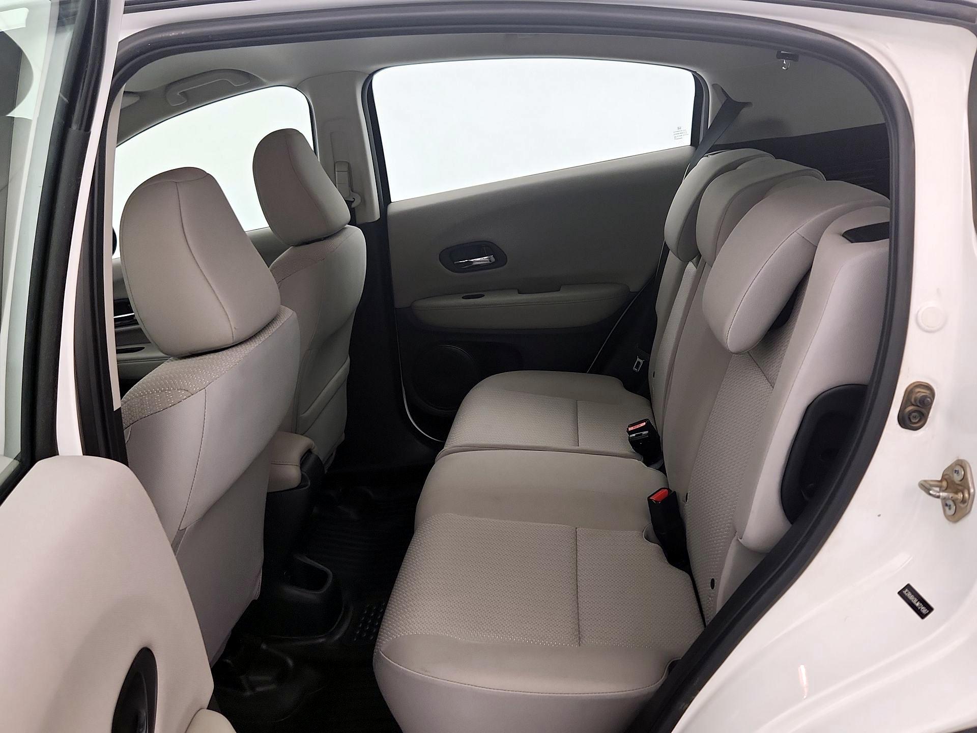 Thumbnail: 2018 Honda HR-V - 19