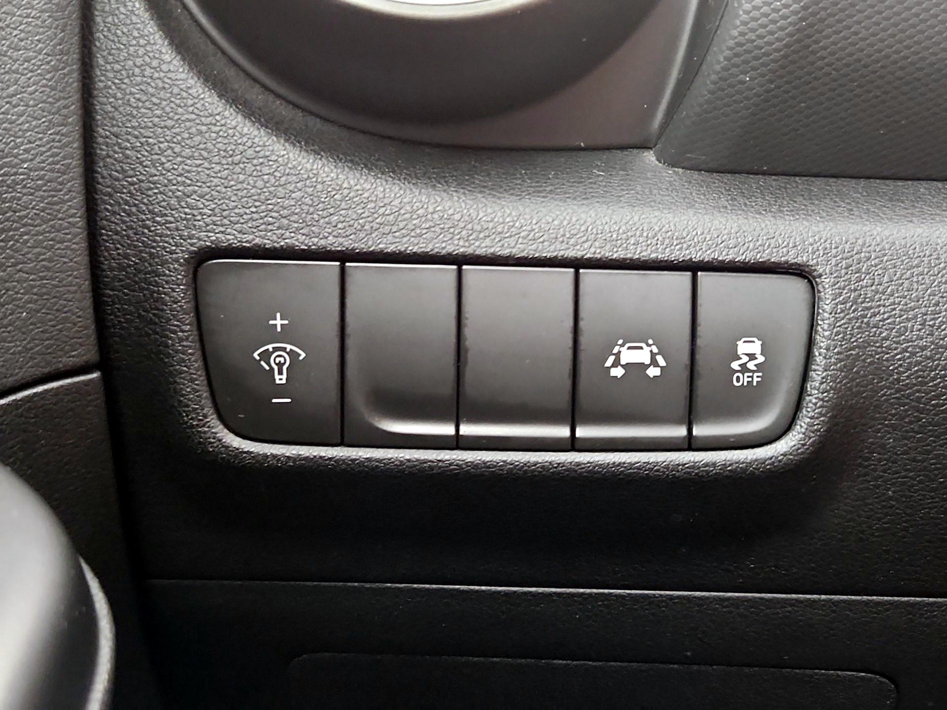Thumbnail: 2019 Hyundai Kona - 13