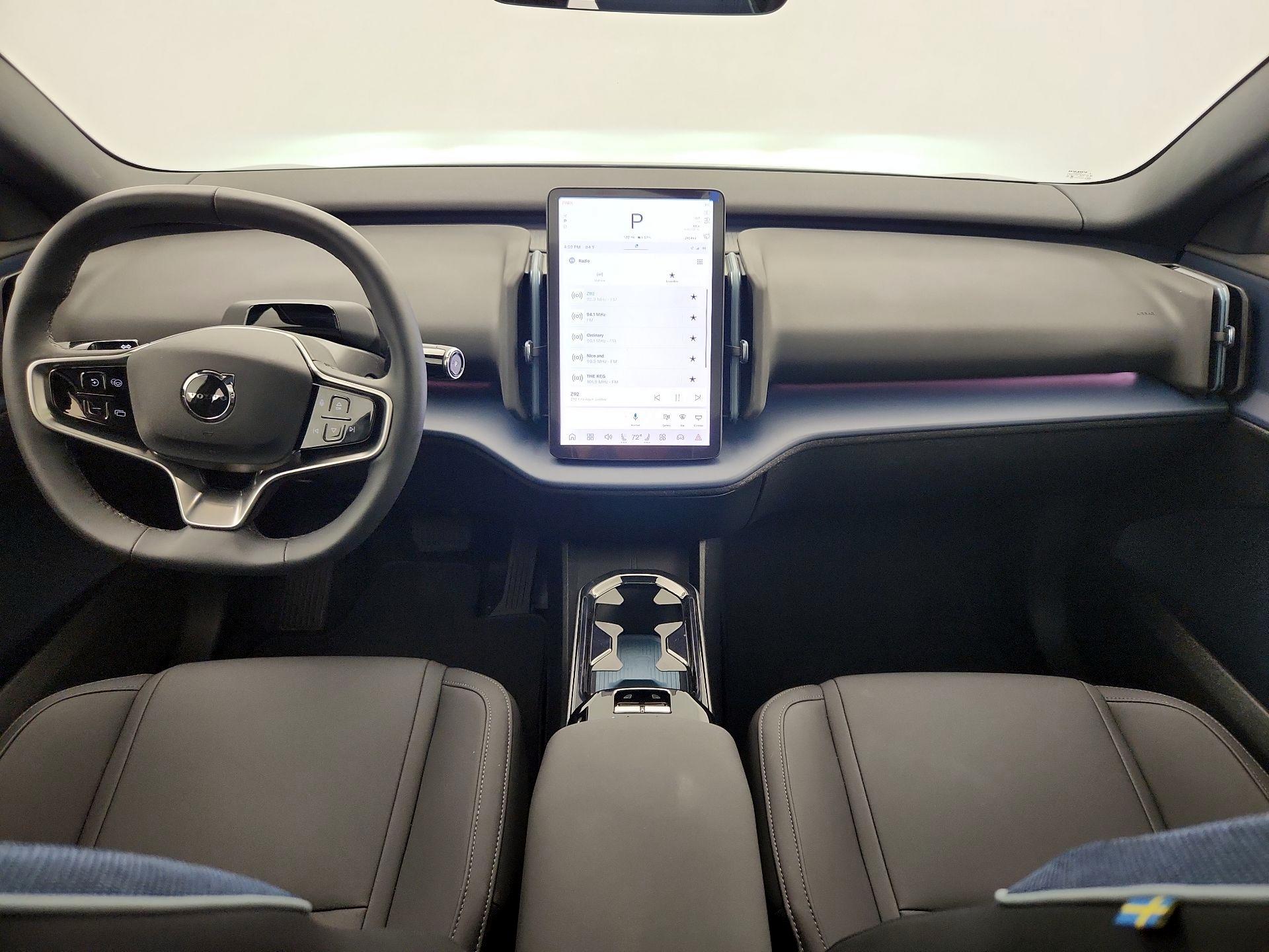 Thumbnail: 2025 Volvo EX30 - 9