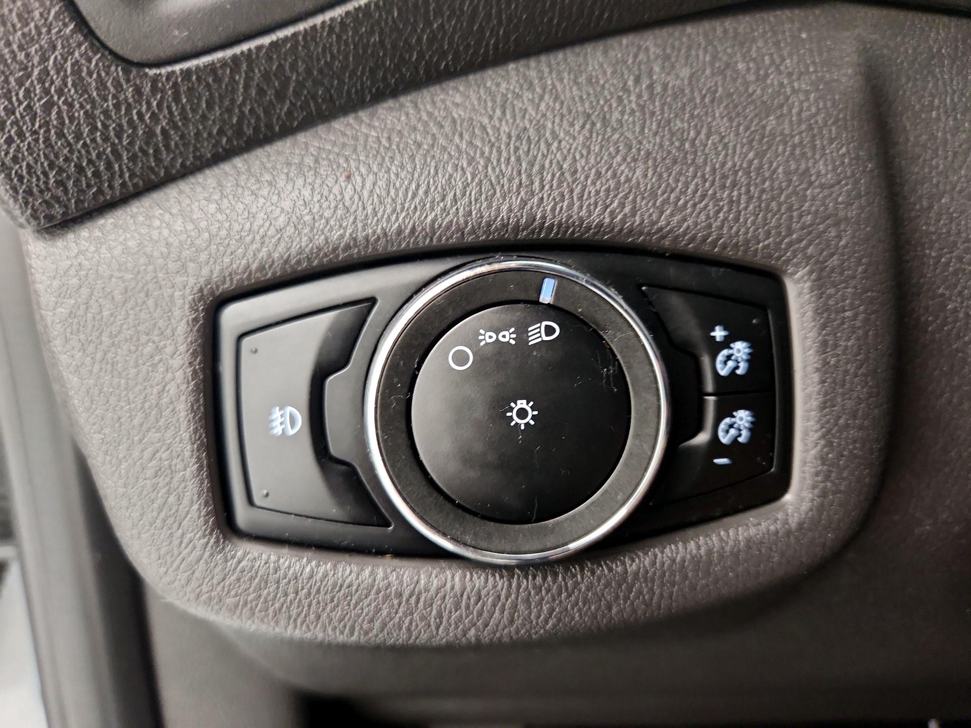 Thumbnail: 2016 Ford Transit Series - 13