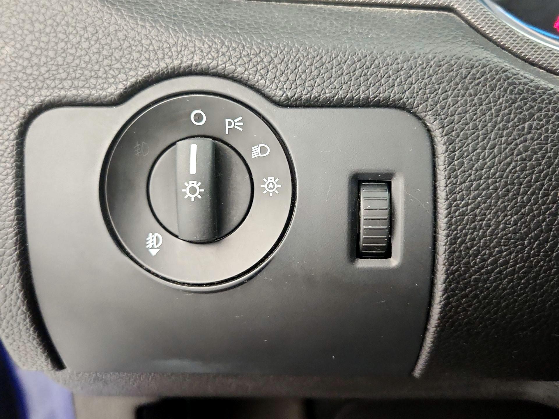 Thumbnail: 2014 Ford Mustang - 13